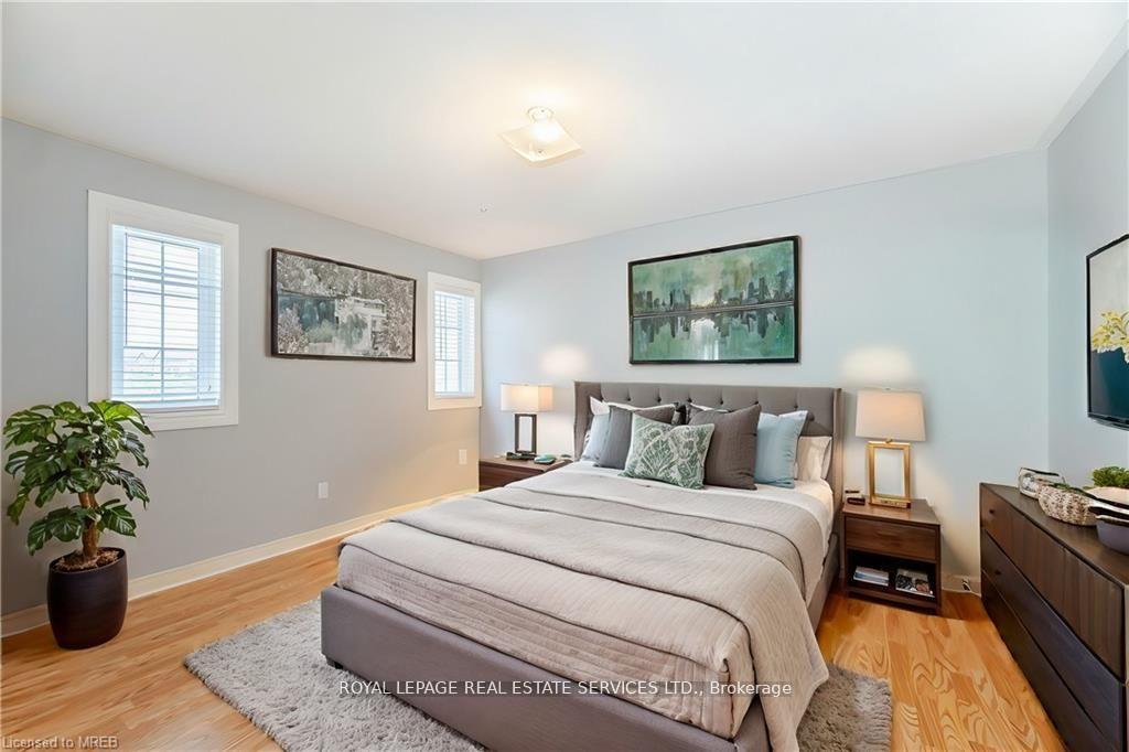 Photo 27 of 125 Ferndale Drive S, Barrie, Ardagh — HOMEH