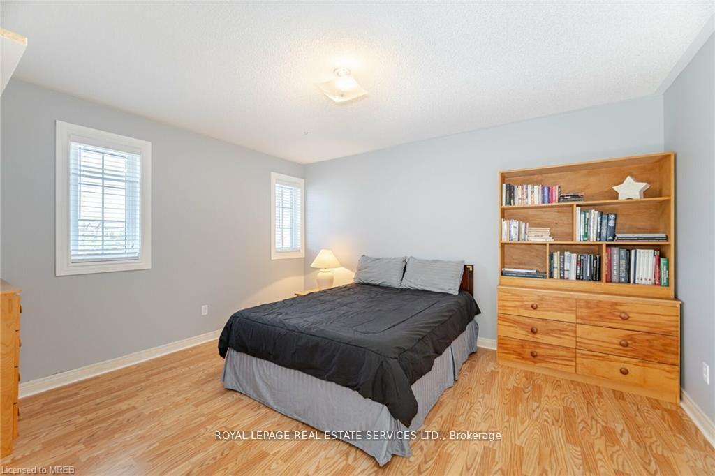 Photo 13 of 125 Ferndale Drive S, Barrie, Ardagh — HOMEH