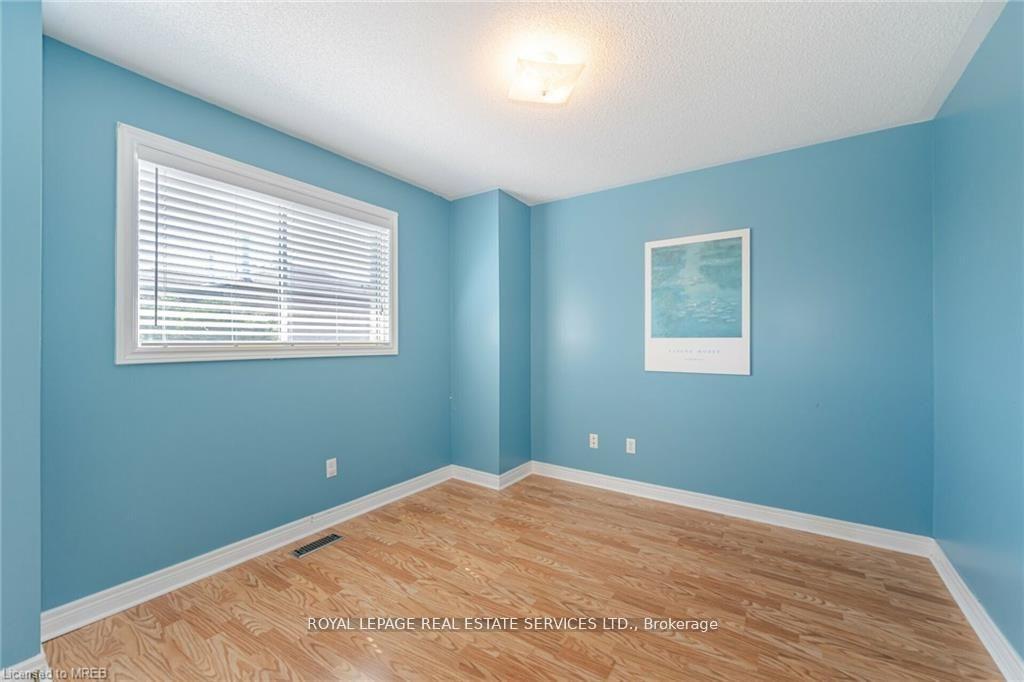 Photo 29 of 125 Ferndale Drive S, Barrie, Ardagh — HOMEH