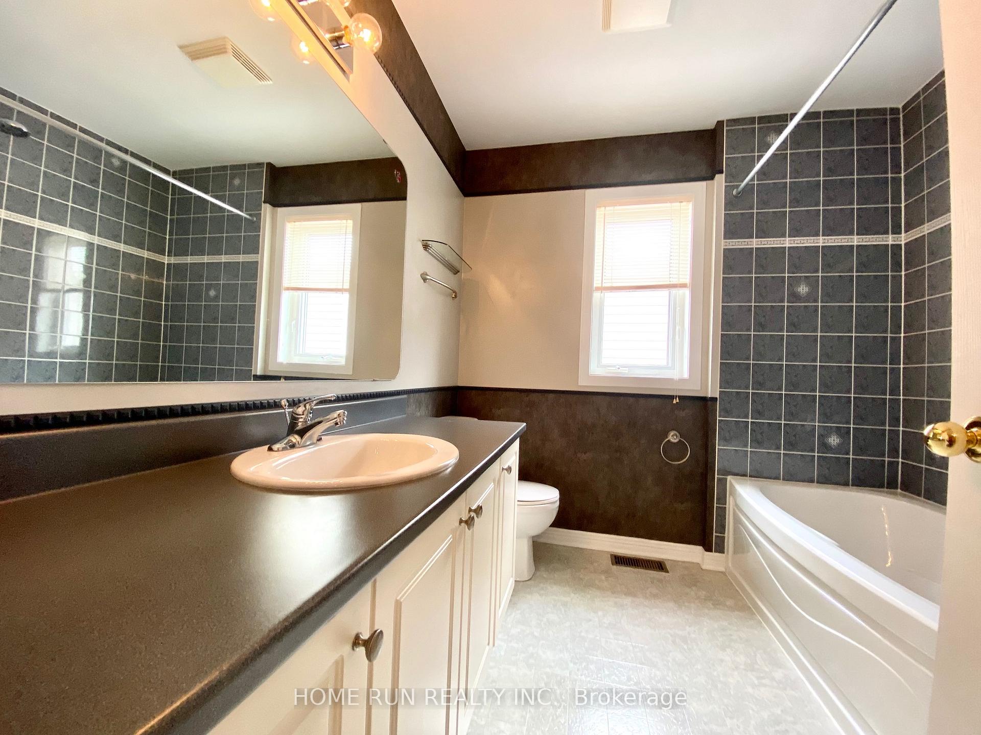 Photo 13 of 684 Wild Shore Crescent, Ottawa, Riverside South/Gloucester Glen — HOMEH
