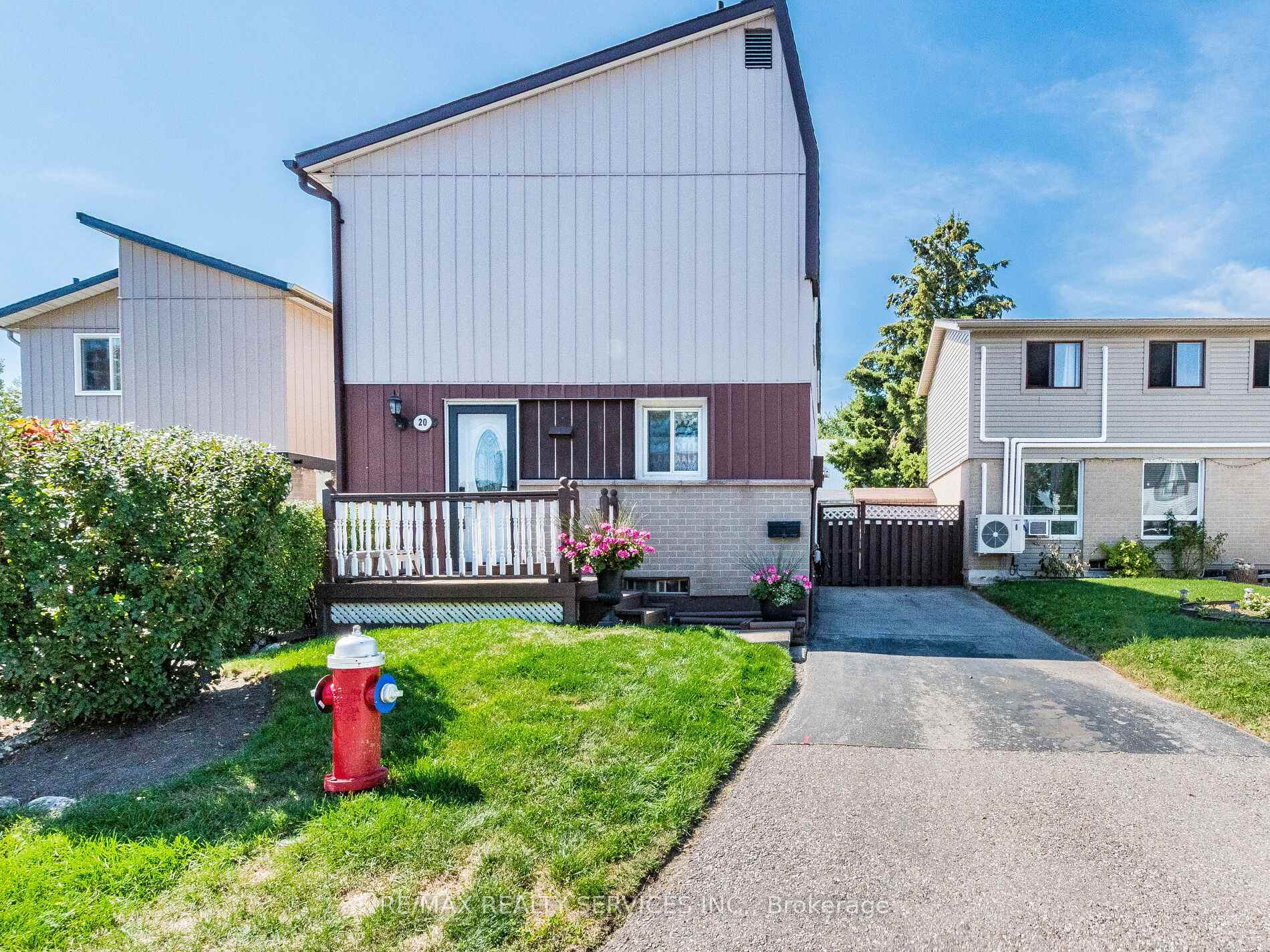 Photo 1 of 20 Jasmine Square, Brampton, Northgate — HOMEH