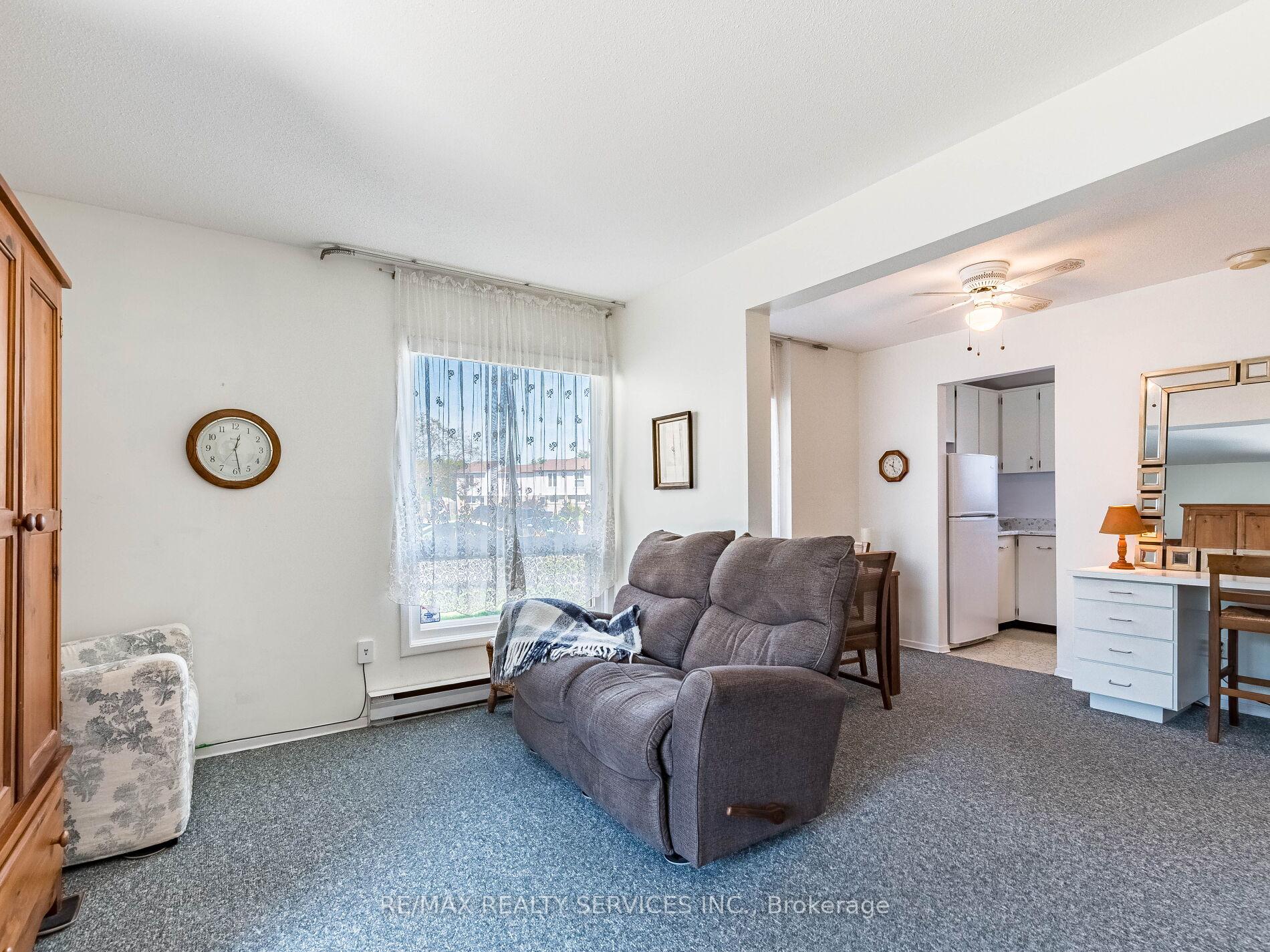 Photo 12 of 20 Jasmine Square, Brampton, Northgate — HOMEH