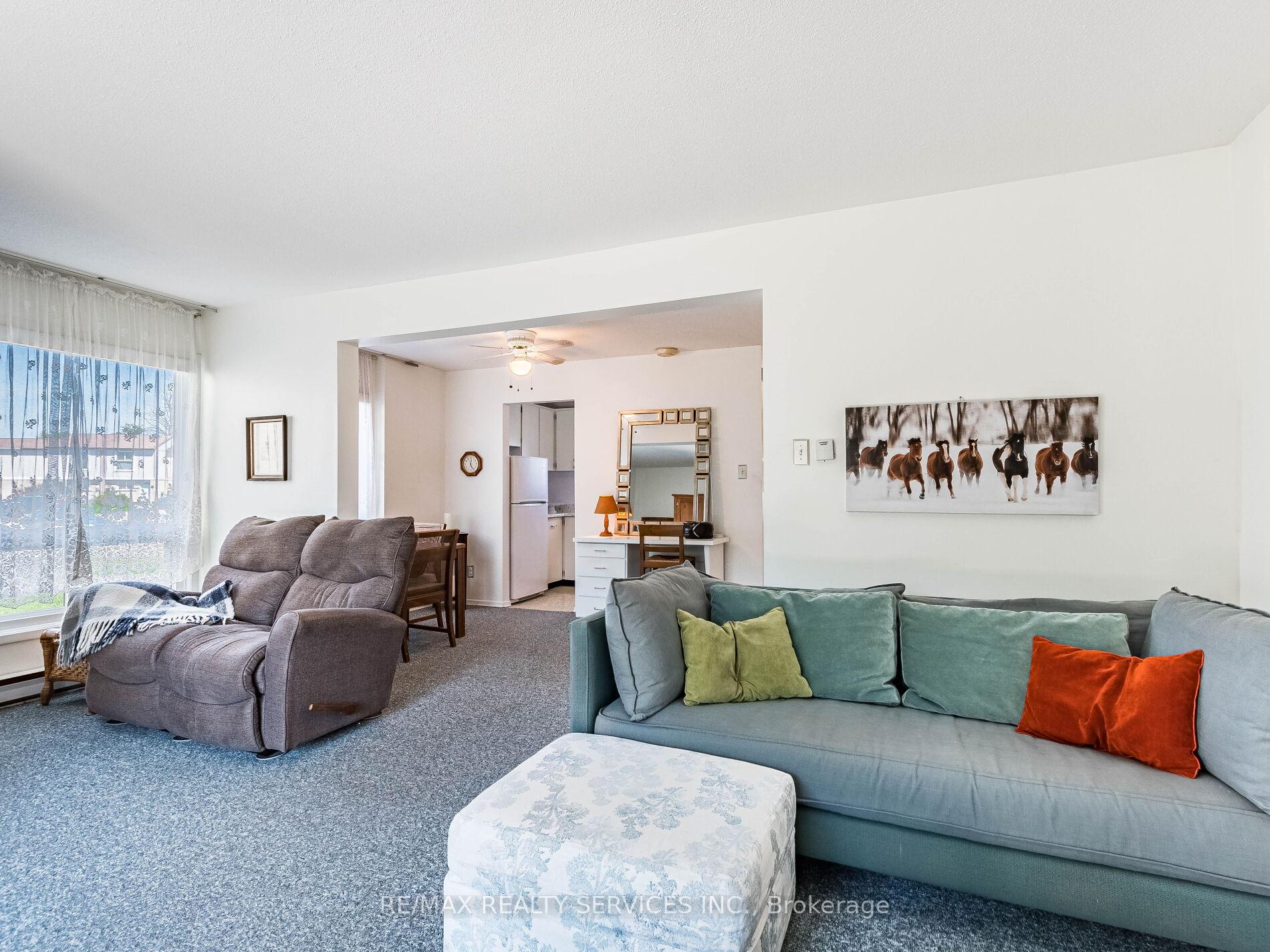 Photo 3 of 20 Jasmine Square, Brampton, Northgate — HOMEH