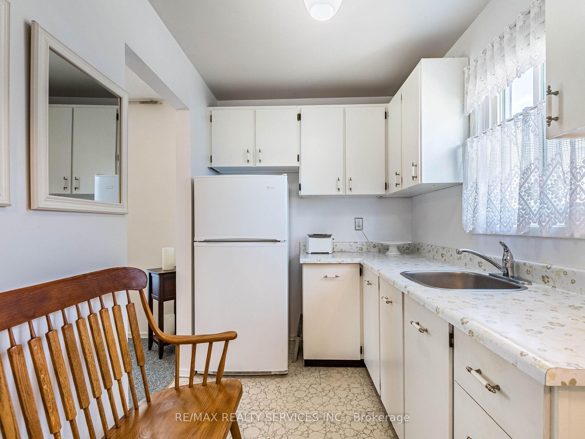 Photo 13 of 20 Jasmine Square, Brampton, Northgate — HOMEH