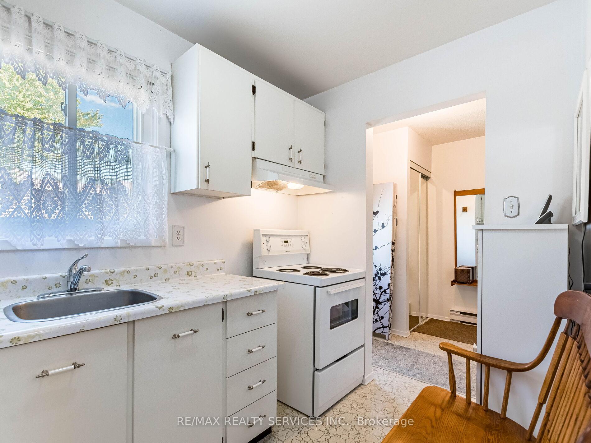 Photo 25 of 20 Jasmine Square, Brampton, Northgate — HOMEH