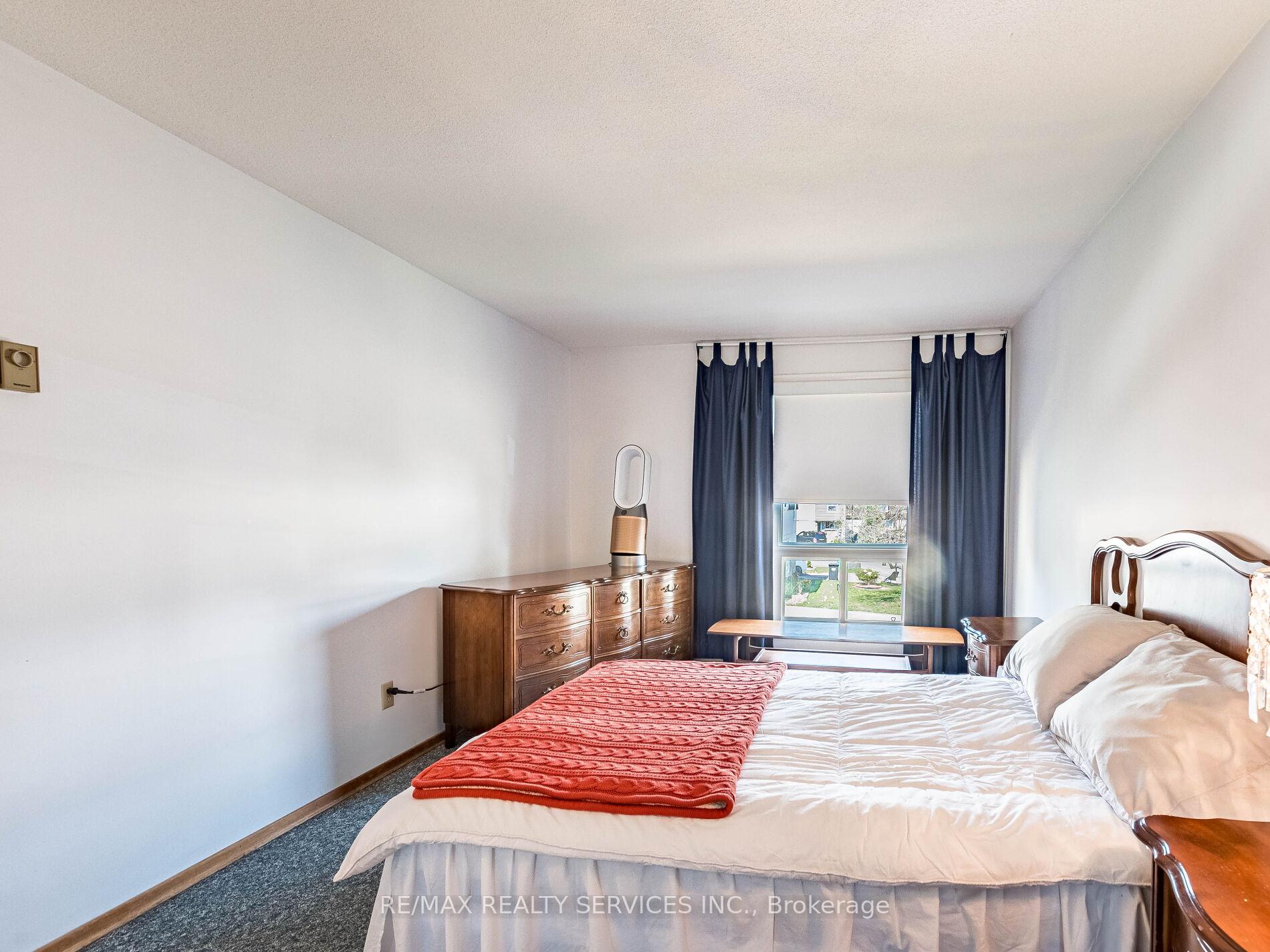 Photo 26 of 20 Jasmine Square, Brampton, Northgate — HOMEH