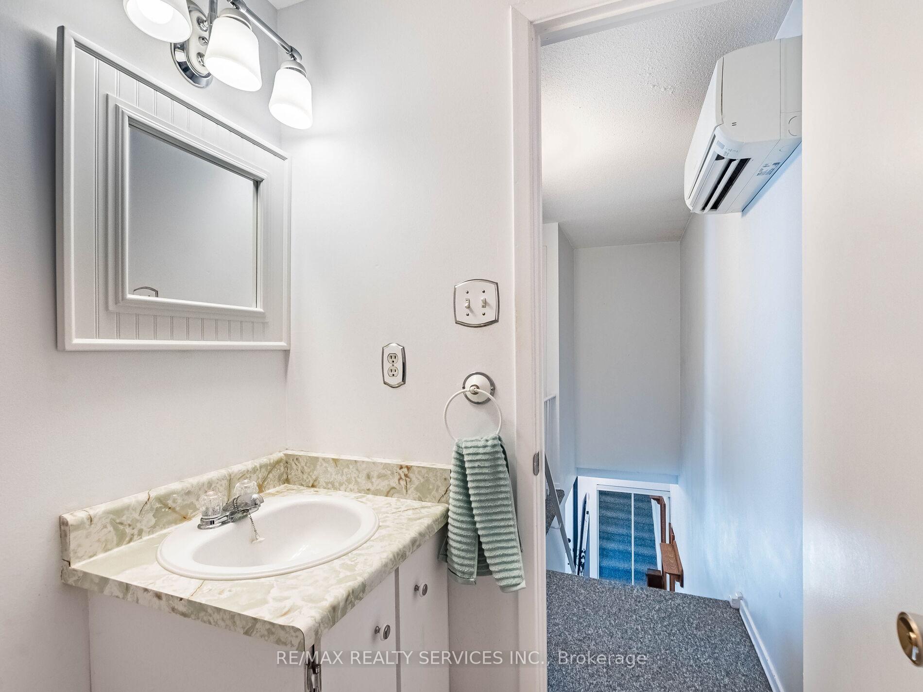 Photo 48 of 20 Jasmine Square, Brampton, Northgate — HOMEH