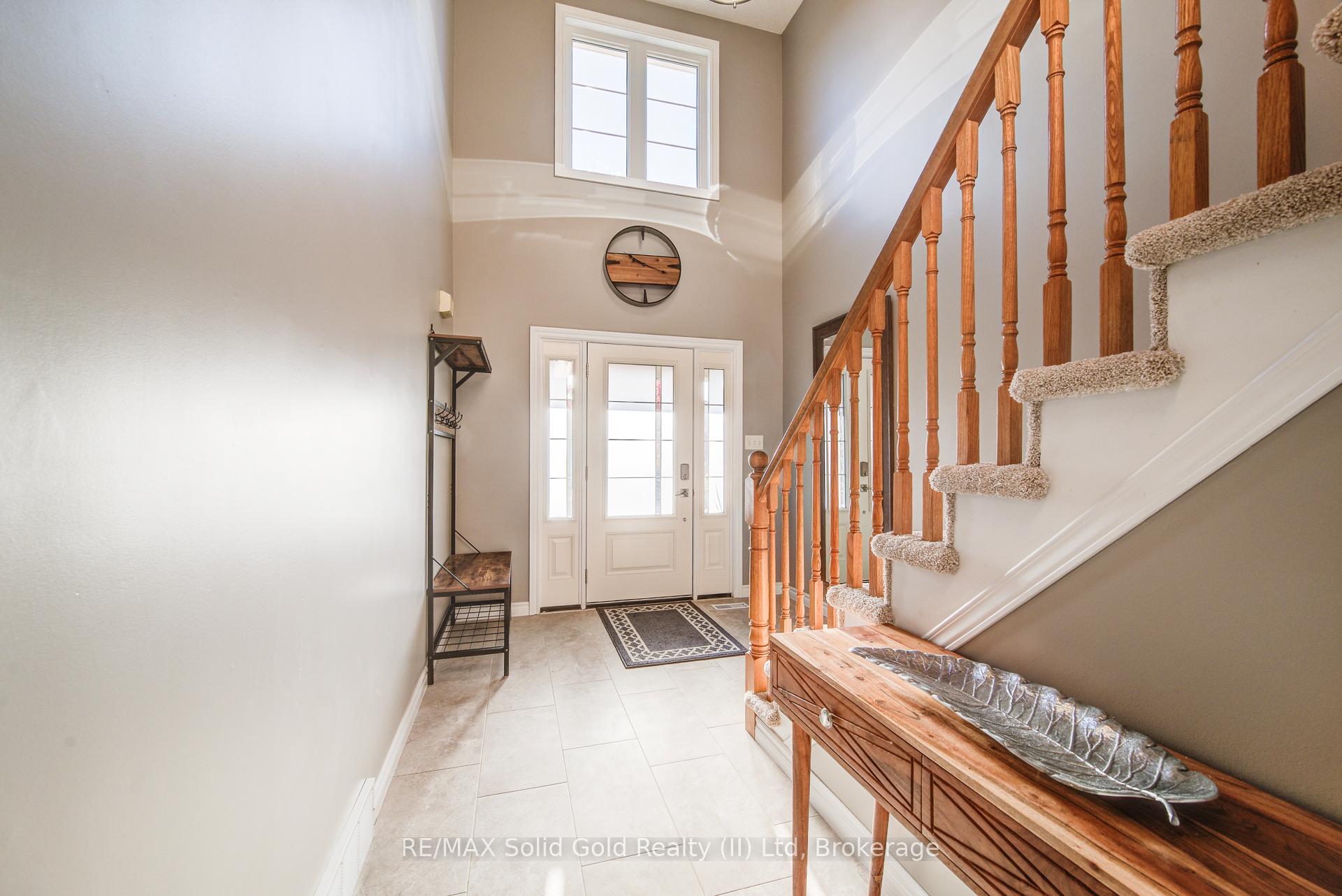 Photo 5 of 528 Chesapeake Crescent, Waterloo — HOMEH