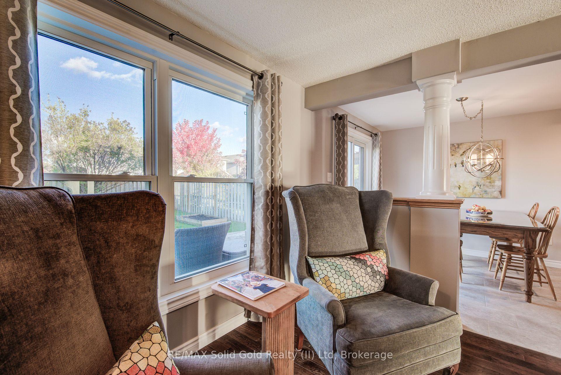 Photo 7 of 528 Chesapeake Crescent, Waterloo — HOMEH