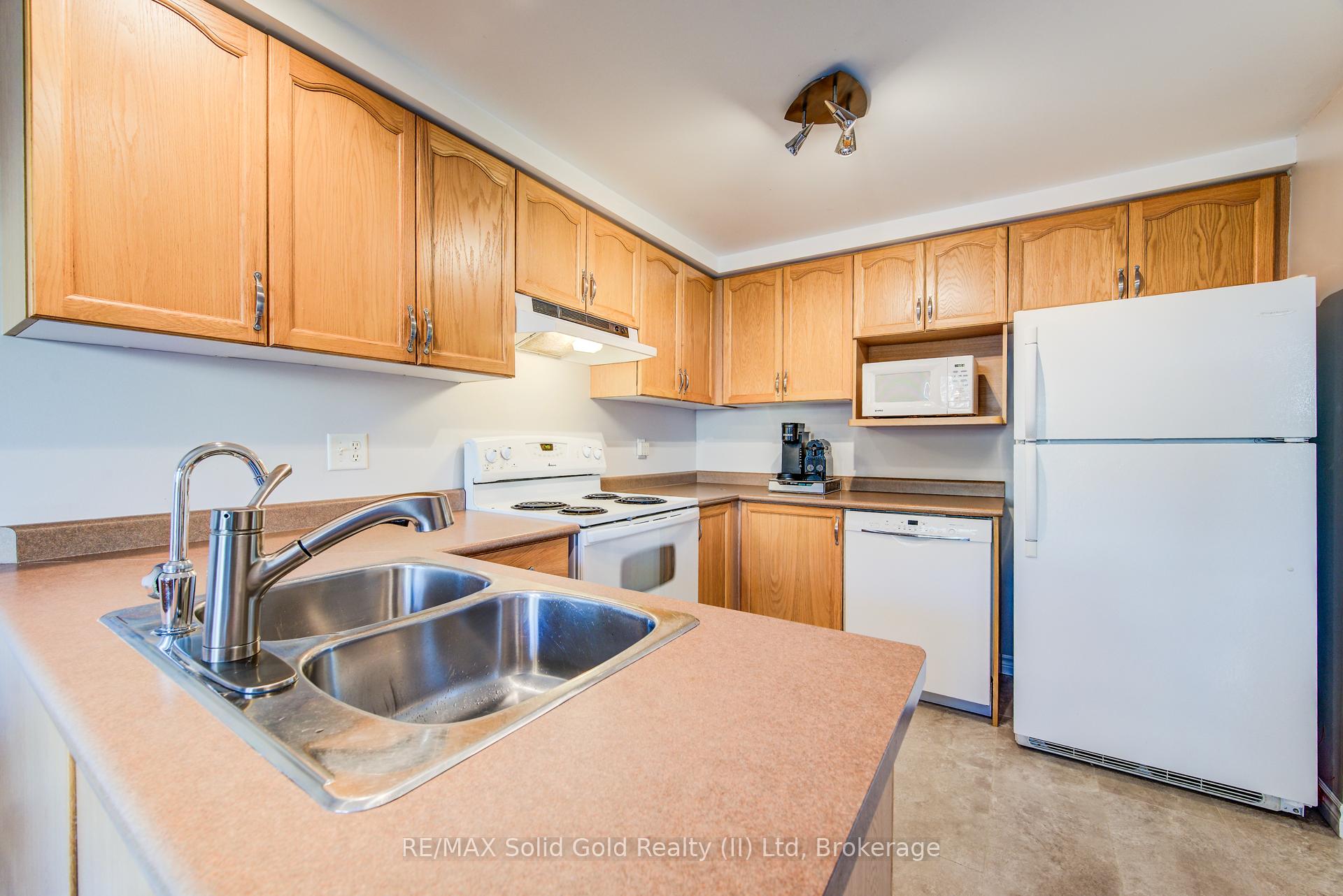 Photo 28 of 528 Chesapeake Crescent, Waterloo — HOMEH