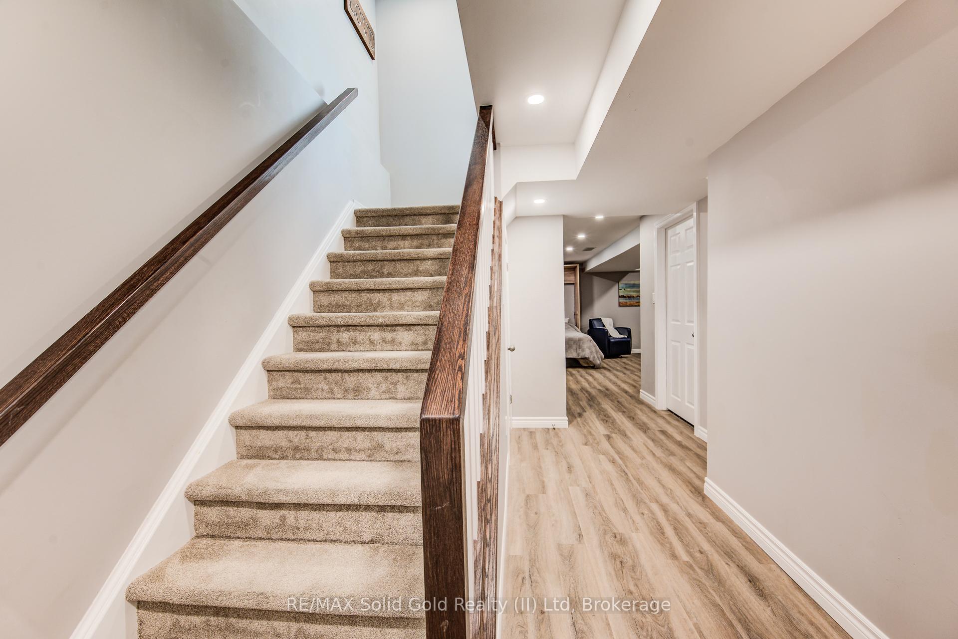 Photo 29 of 528 Chesapeake Crescent, Waterloo — HOMEH