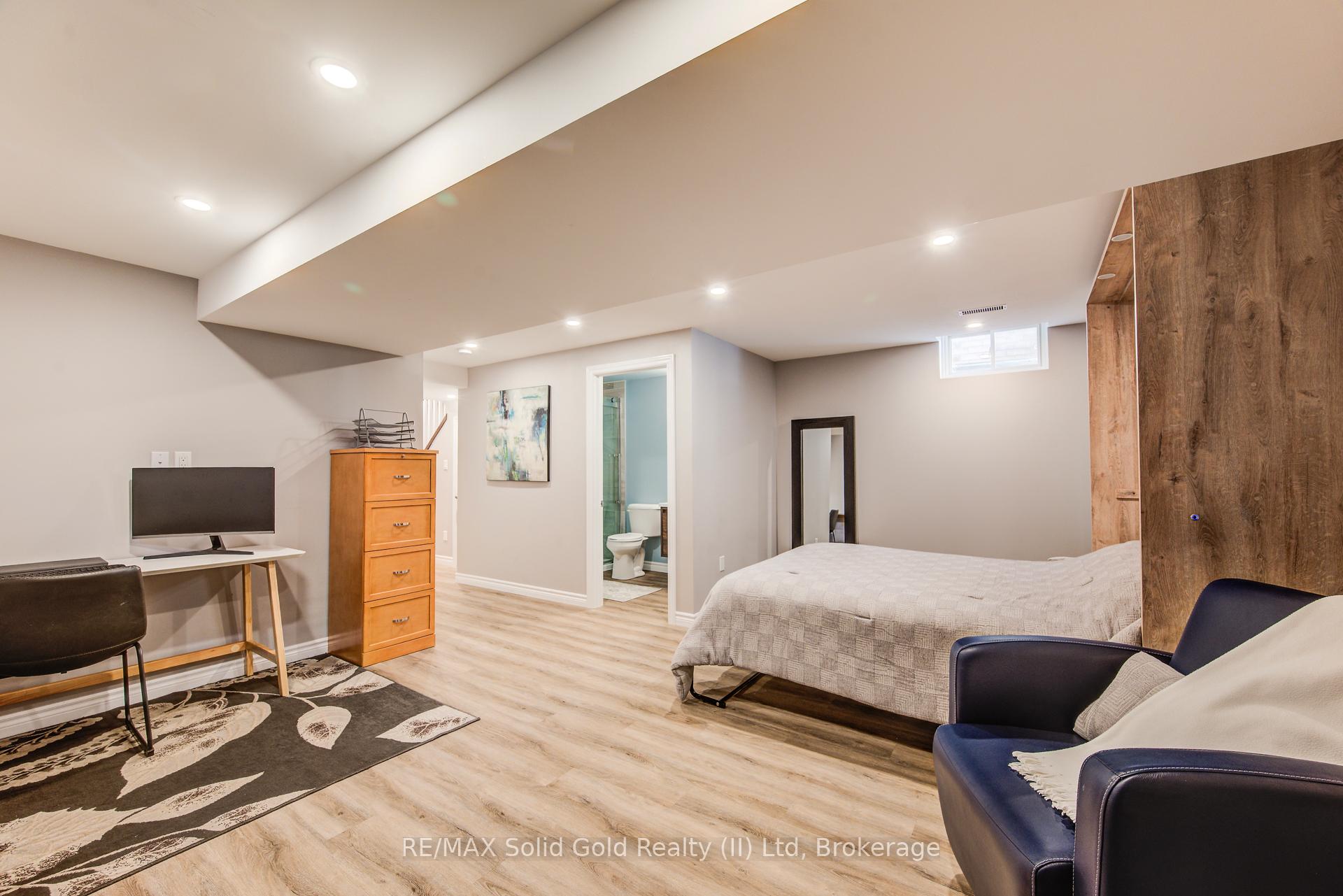 Photo 45 of 528 Chesapeake Crescent, Waterloo — HOMEH