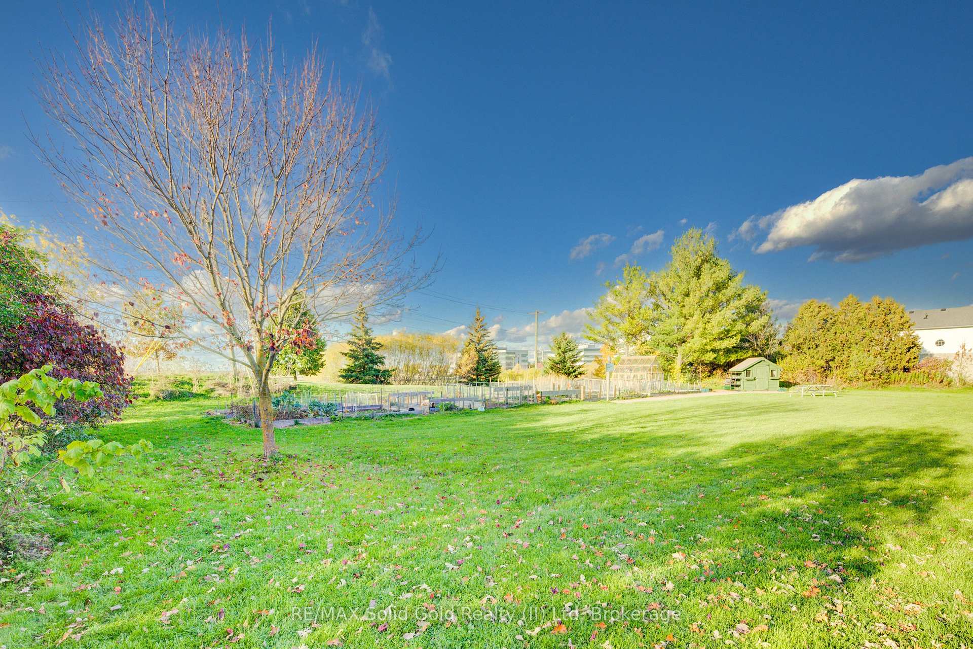 Photo 44 of 528 Chesapeake Crescent, Waterloo — HOMEH