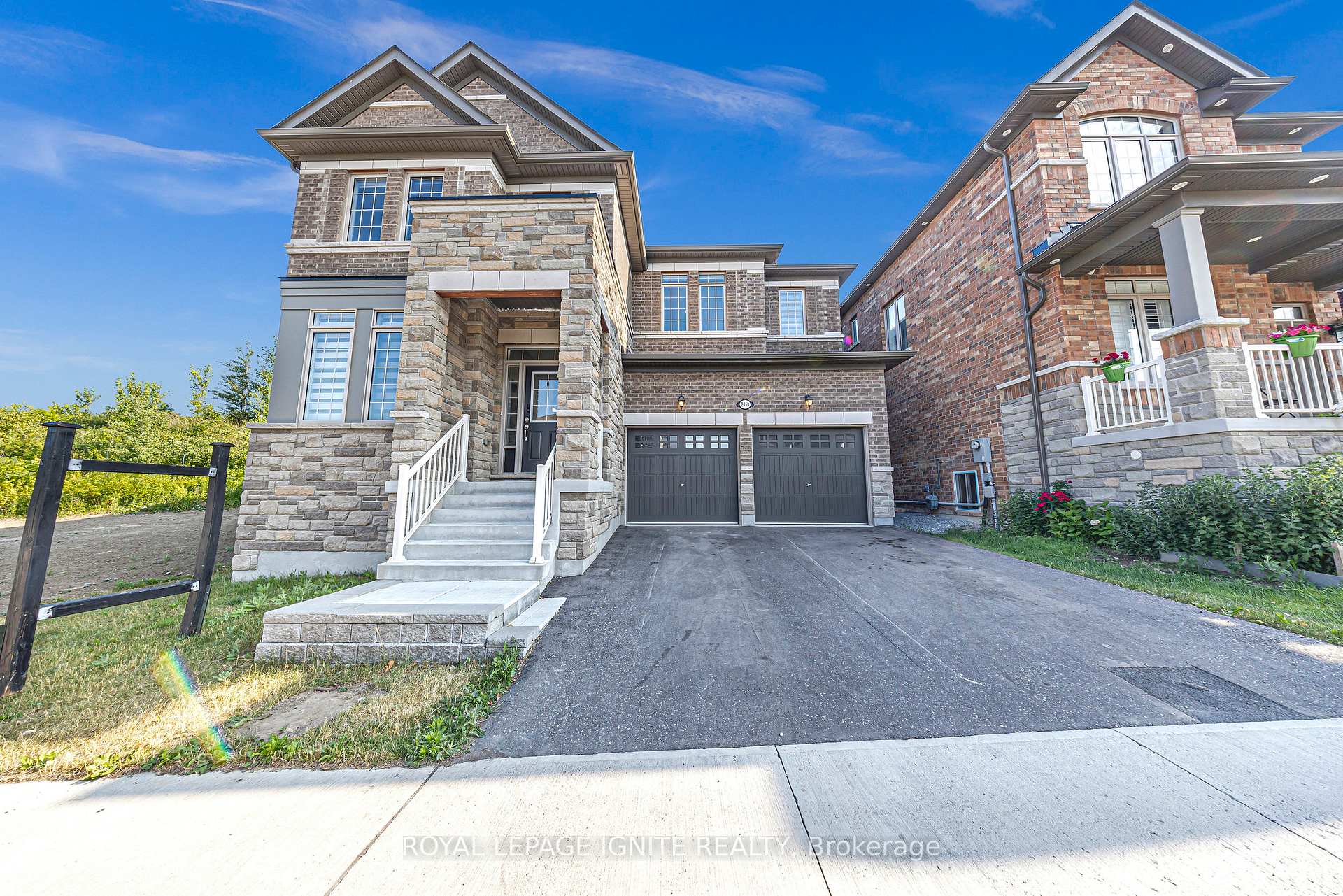 Front of 2453 Florentine Place