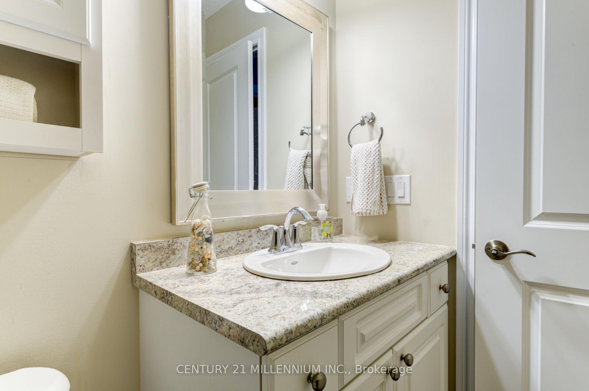 Photo 9 of Unit 208, 19A Yonge Street N, Springwater, Elmvale — HOMEH