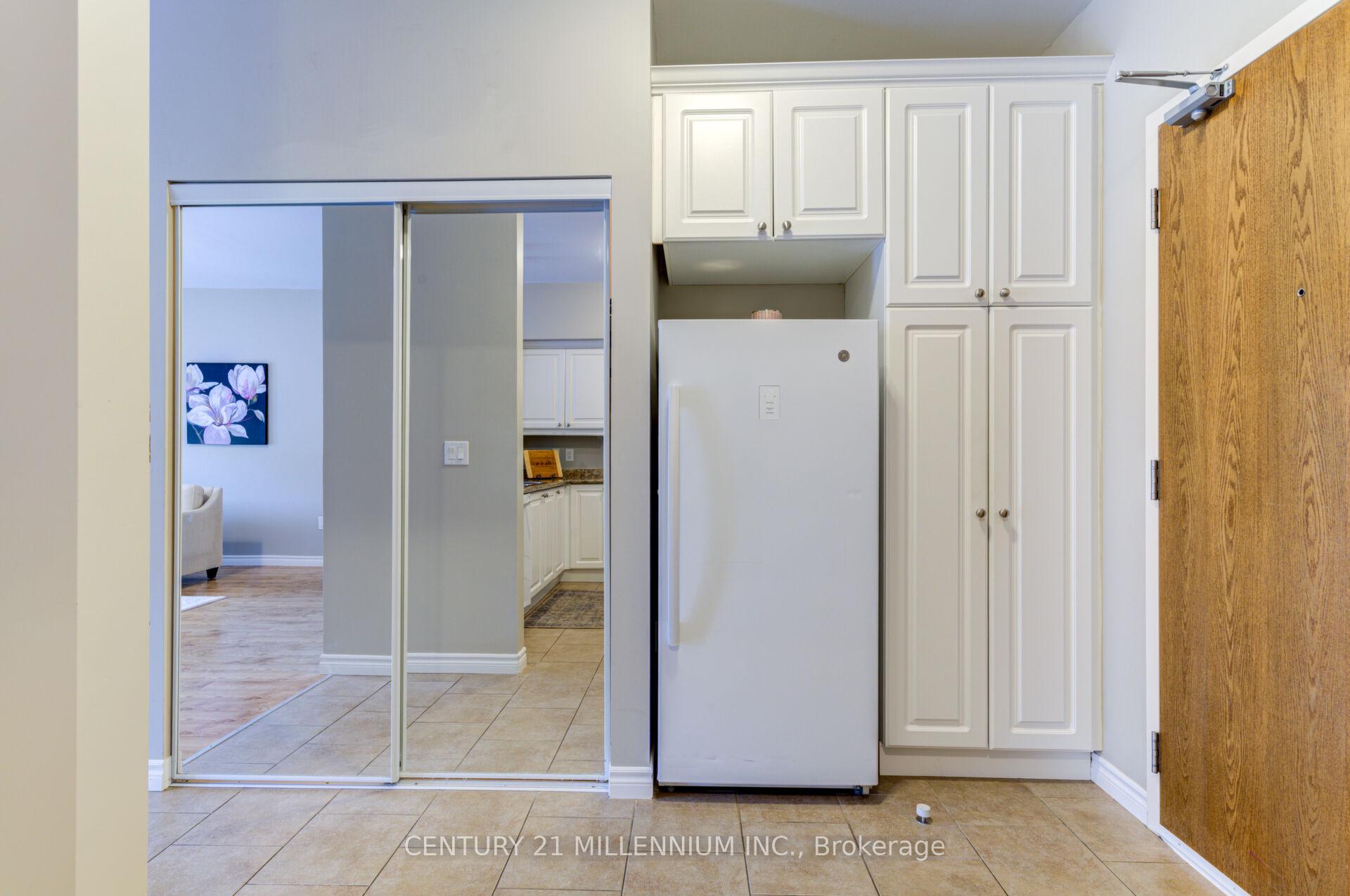 Photo 20 of Unit 208, 19A Yonge Street N, Springwater, Elmvale — HOMEH
