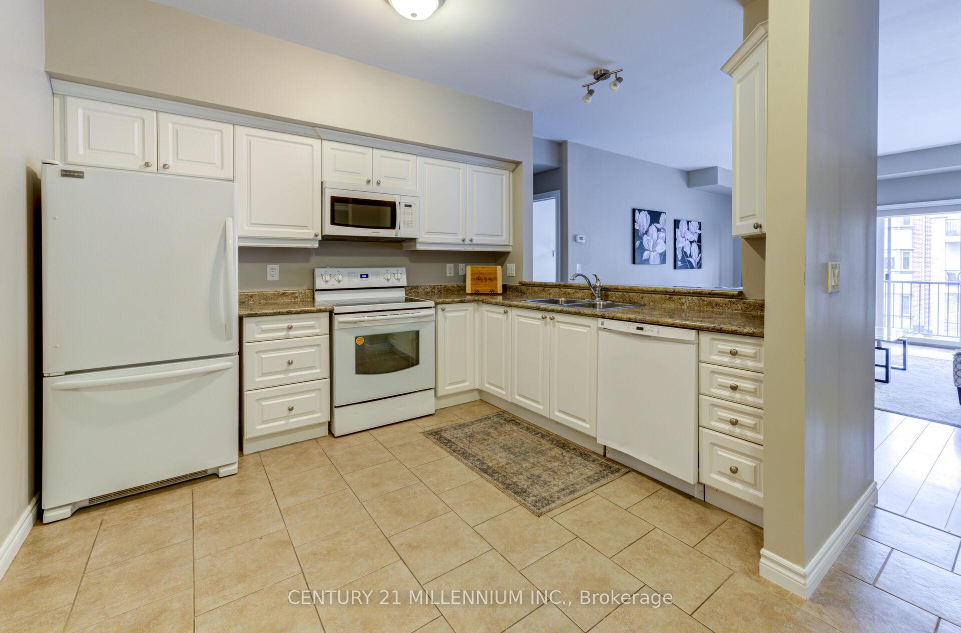 Photo 14 of Unit 208, 19A Yonge Street N, Springwater, Elmvale — HOMEH