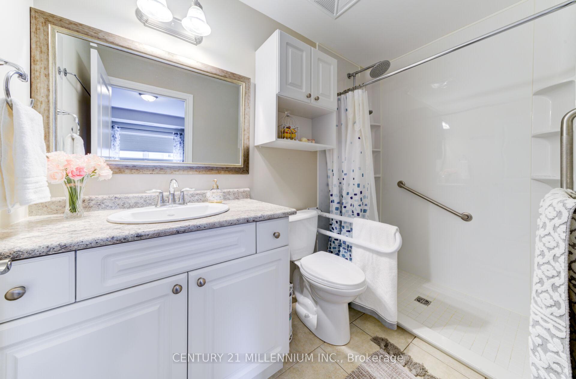 Photo 33 of Unit 208, 19A Yonge Street N, Springwater, Elmvale — HOMEH