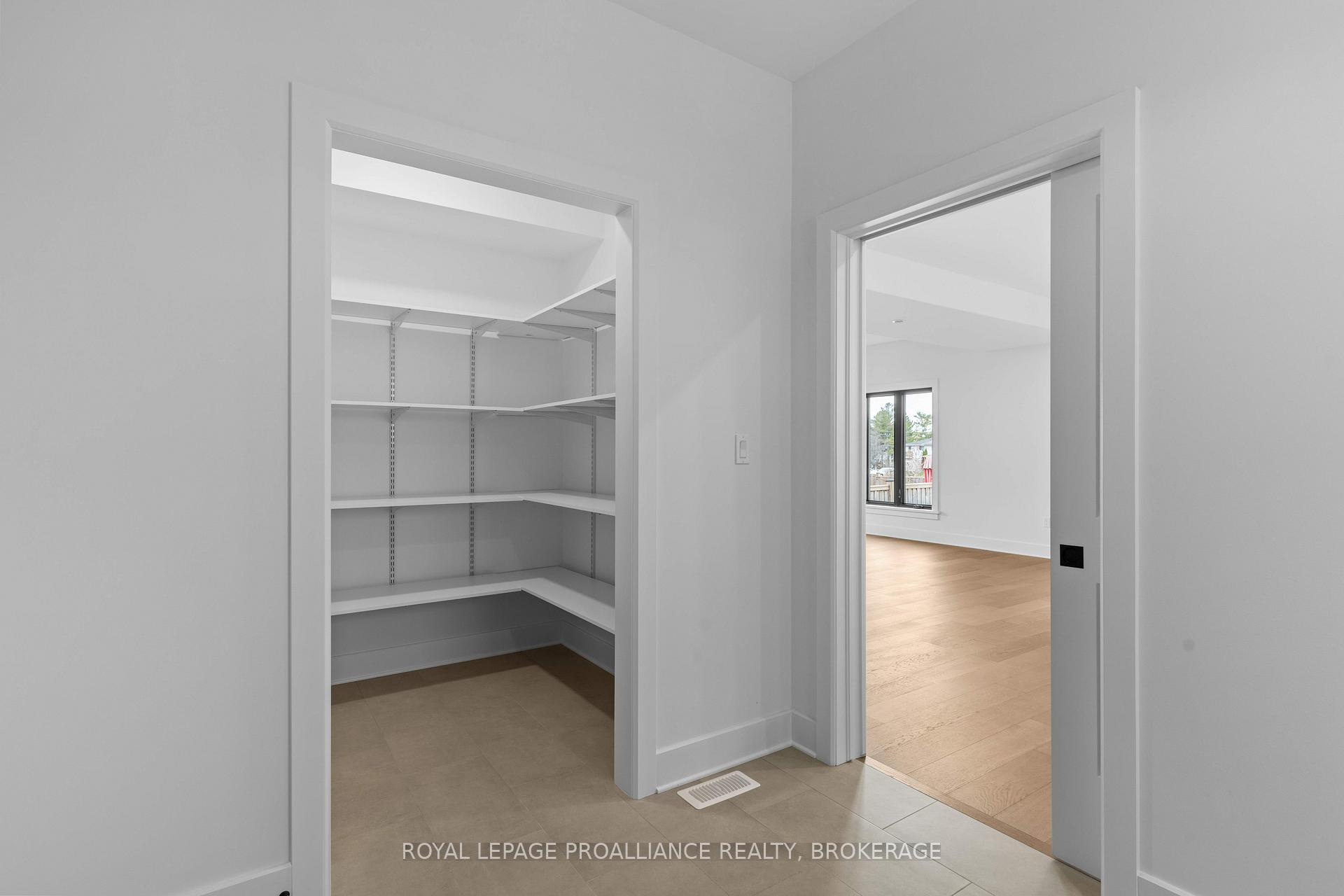 Photo 12 of 2 Park Crescent, Loyalist, Amherstview — HOMEH
