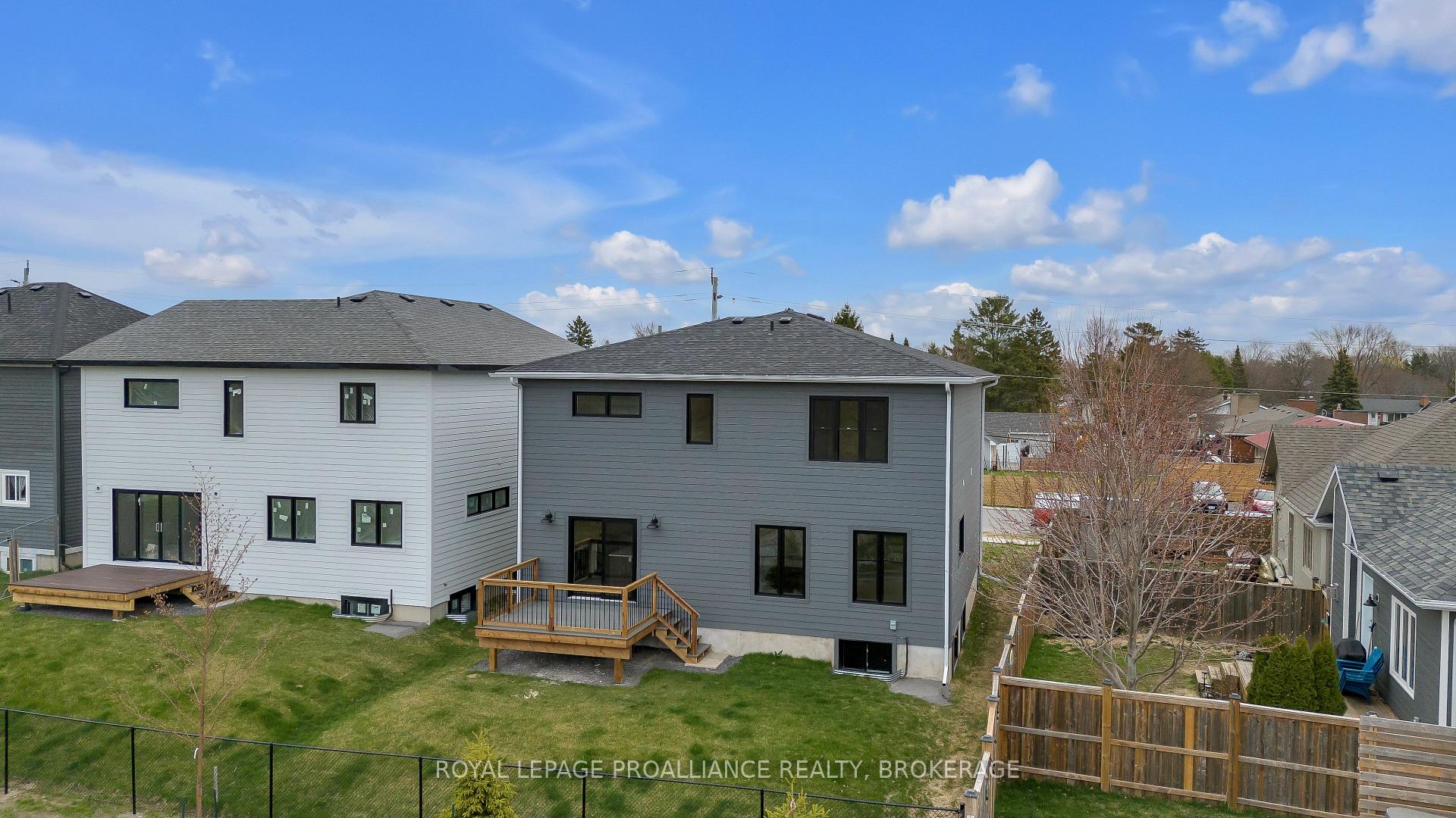 Photo 28 of 2 Park Crescent, Loyalist, Amherstview — HOMEH