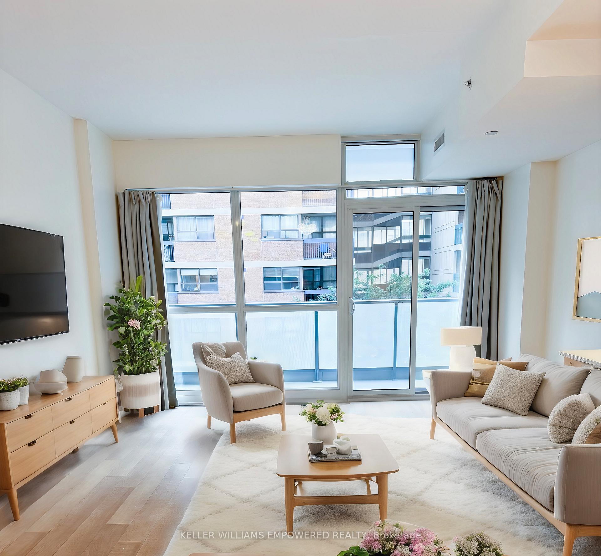 Front of Unit 406, 210 Simcoe Street
