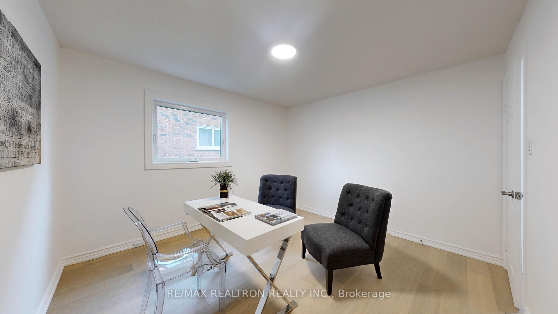 Photo 7 of 54 Central Park Drive, Markham, Markville — HOMEH
