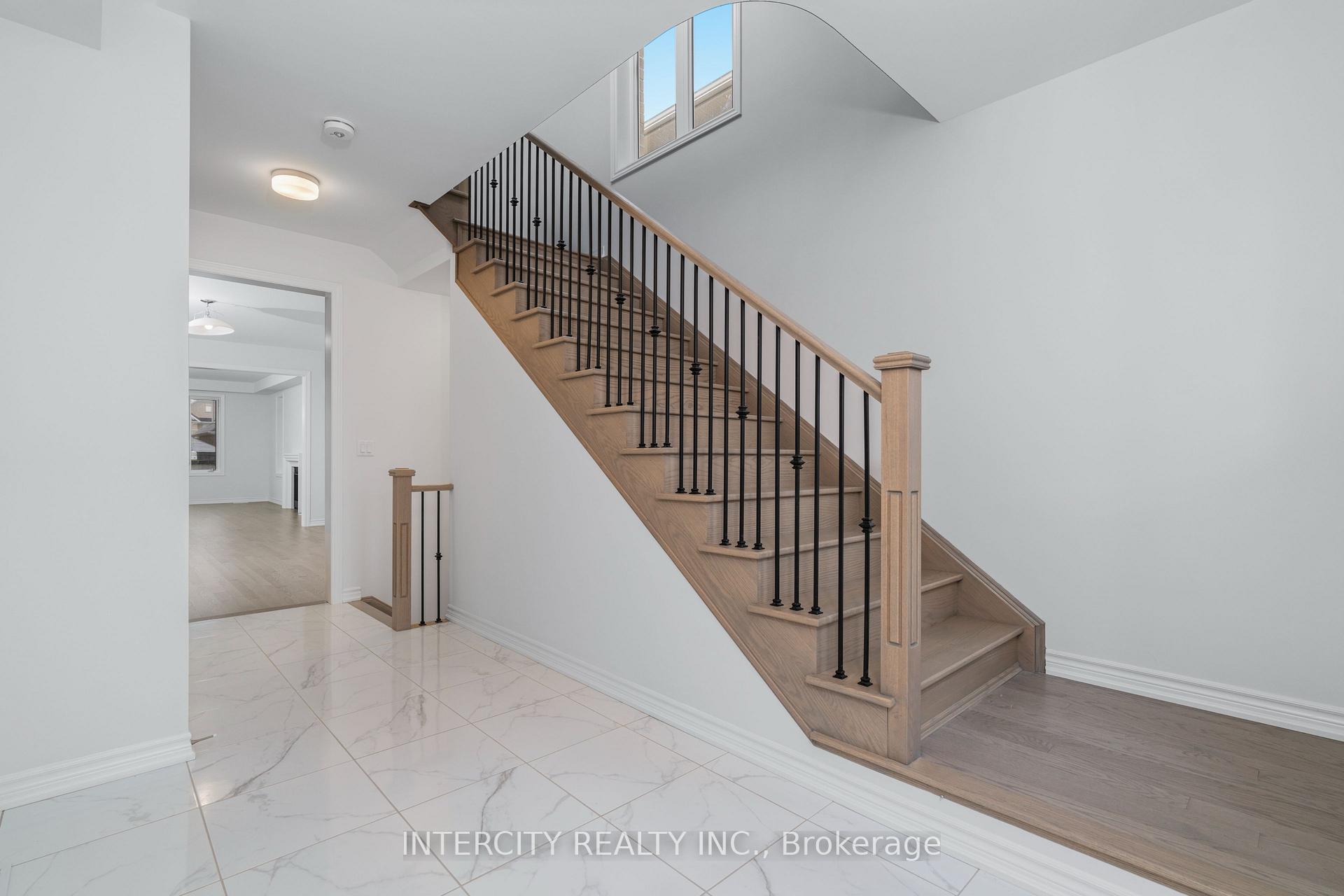 Photo 4 of Unit Lot 19, 9 Dolomite Drive, Brampton, Bram East — HOMEH