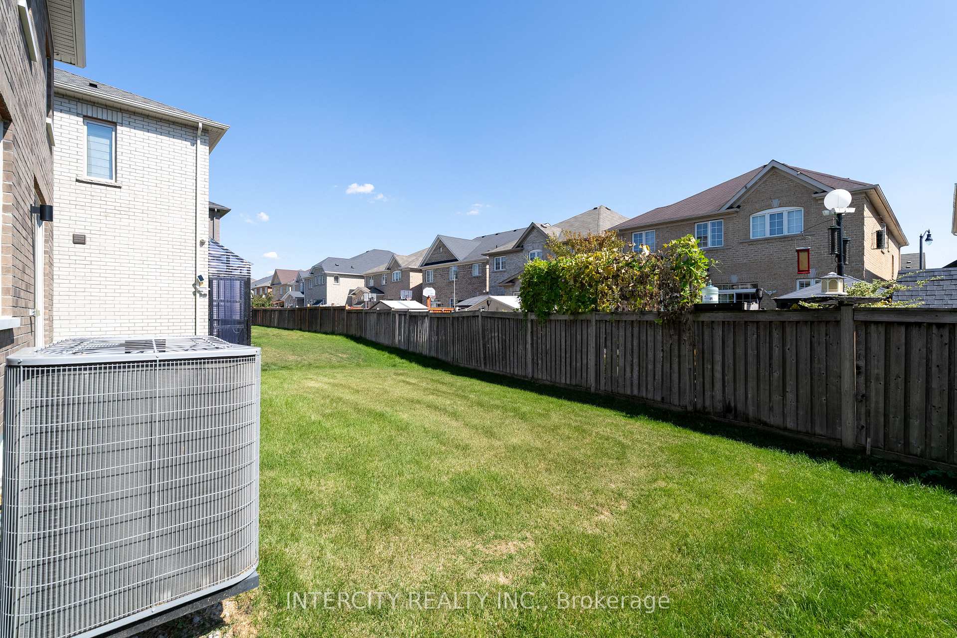 Photo 45 of Unit Lot 19, 9 Dolomite Drive, Brampton, Bram East — HOMEH
