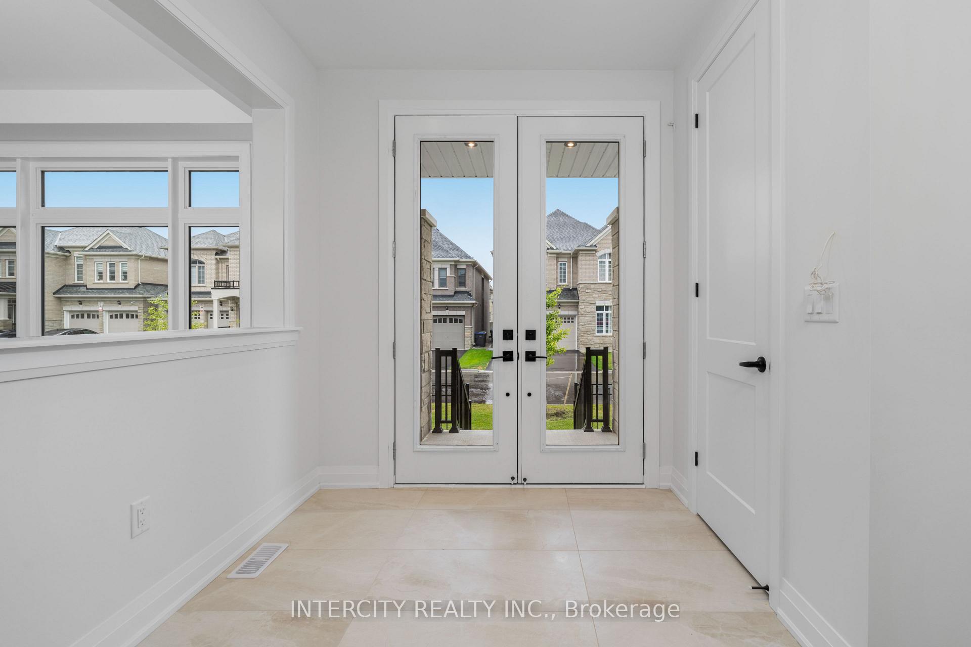 Photo 8 of Unit Lot 33, 2 Dolomite Drive, Brampton, Bram East — HOMEH