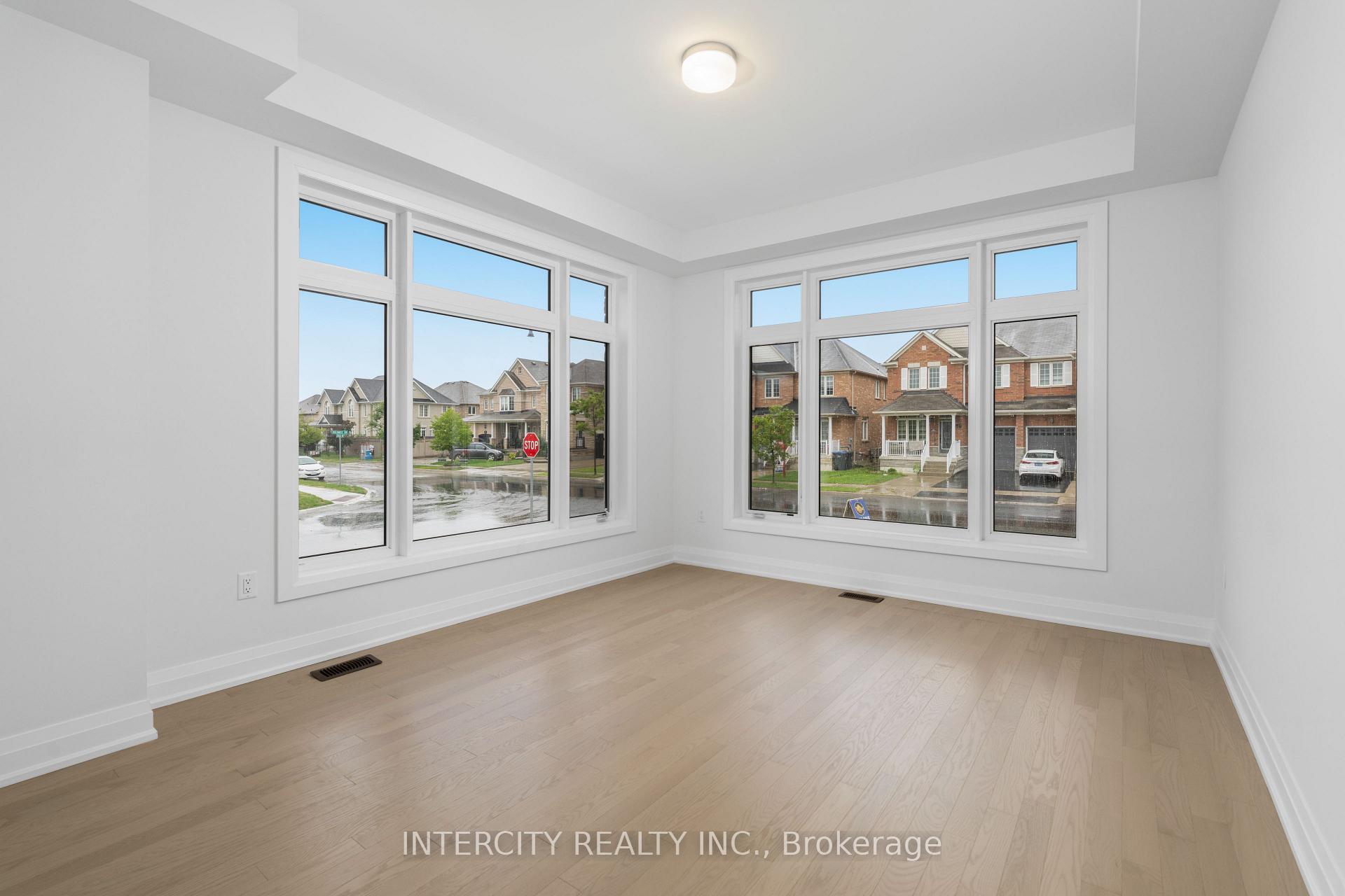 Photo 12 of Unit Lot 33, 2 Dolomite Drive, Brampton, Bram East — HOMEH
