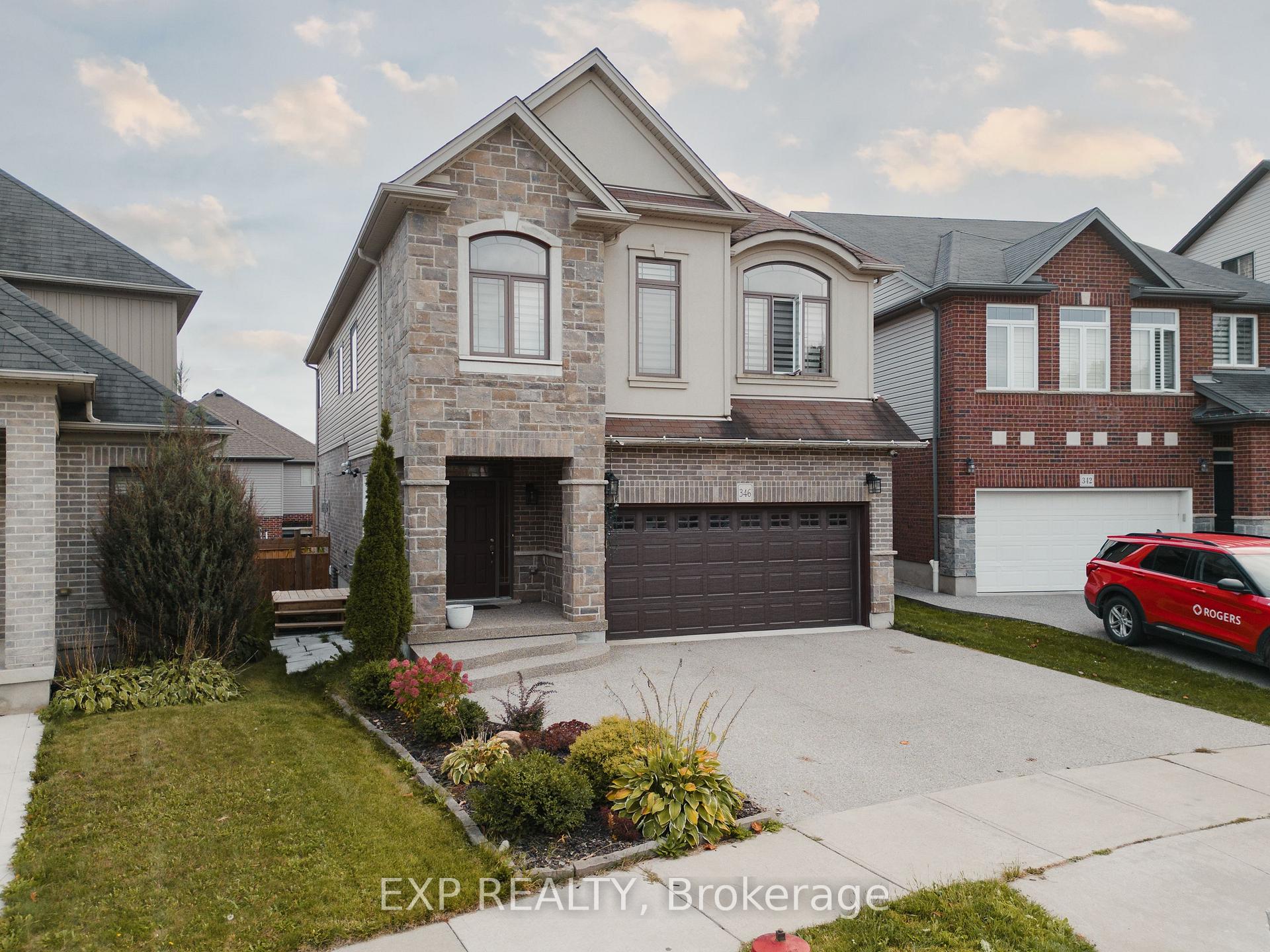 Photo of 346 Moorlands Crescent