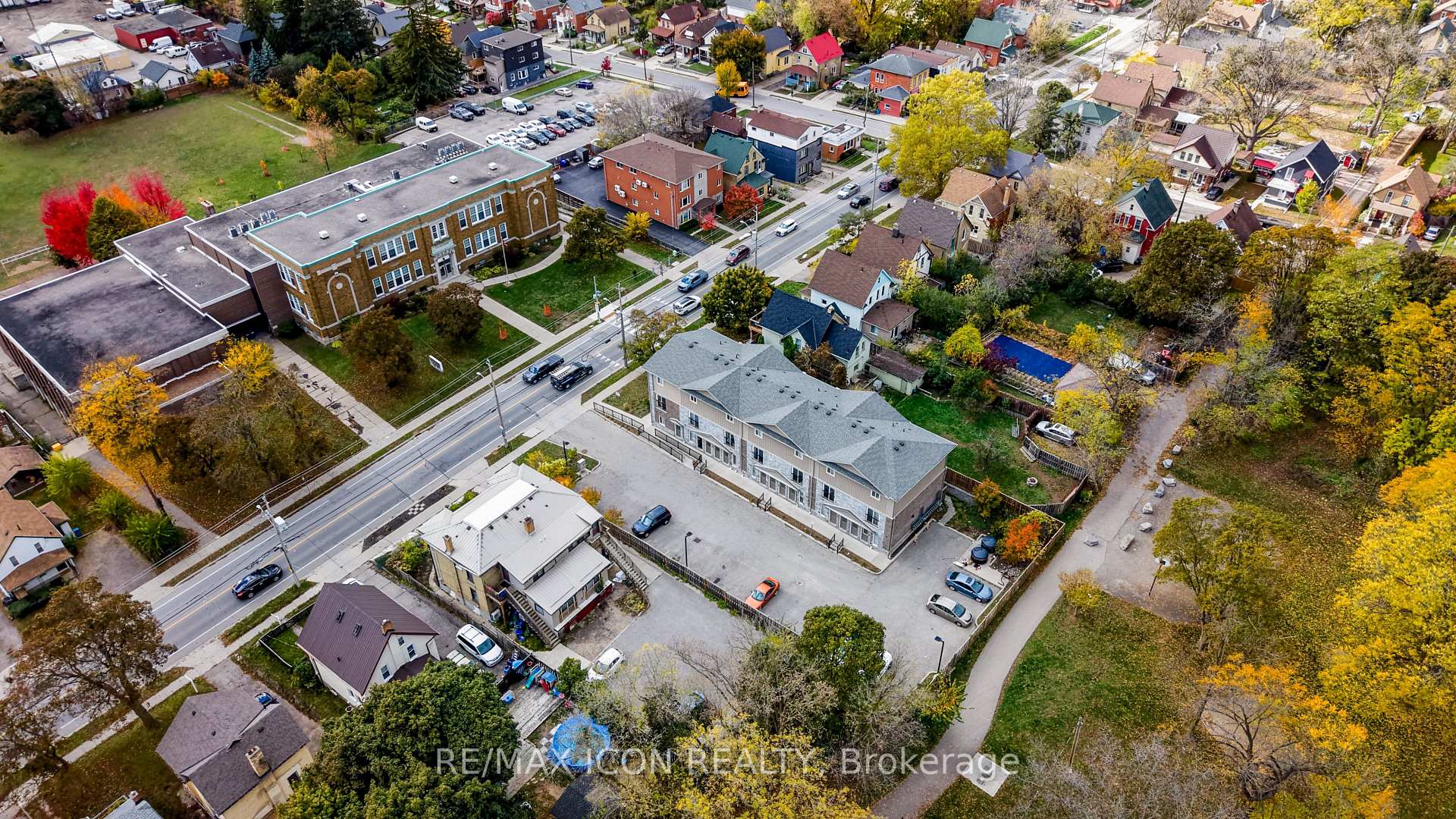 Photo 29 of 134 Courtland Avenue E, Kitchener — HOMEH