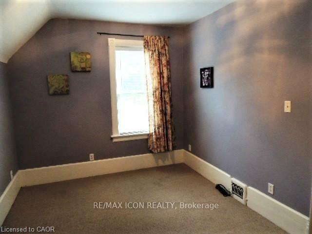 Photo 30 of 134 Courtland Avenue E, Kitchener — HOMEH
