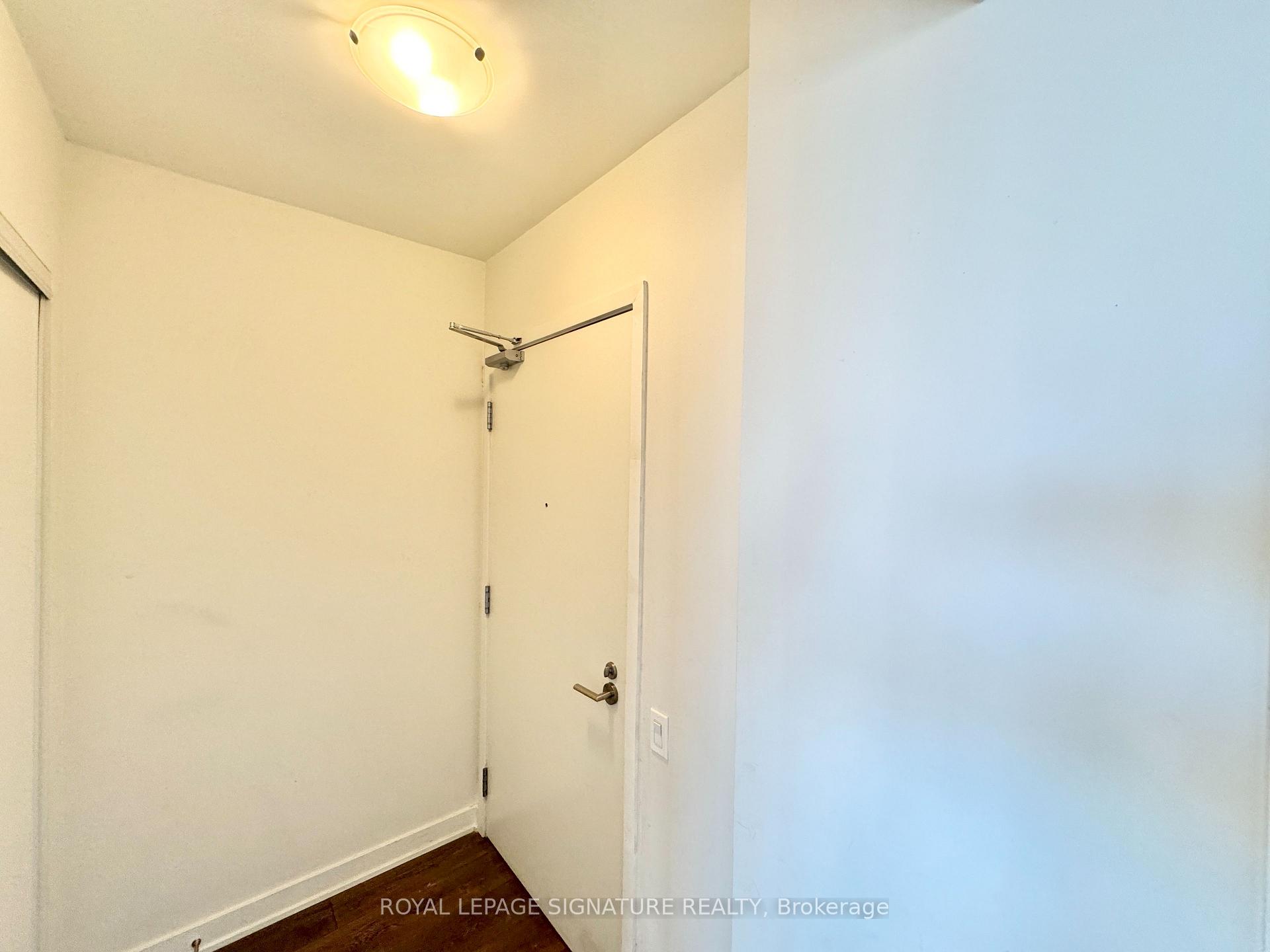 Photo 2 of Unit 1808, 2 Sonic Way, Toronto, Flemingdon Park — HOMEH