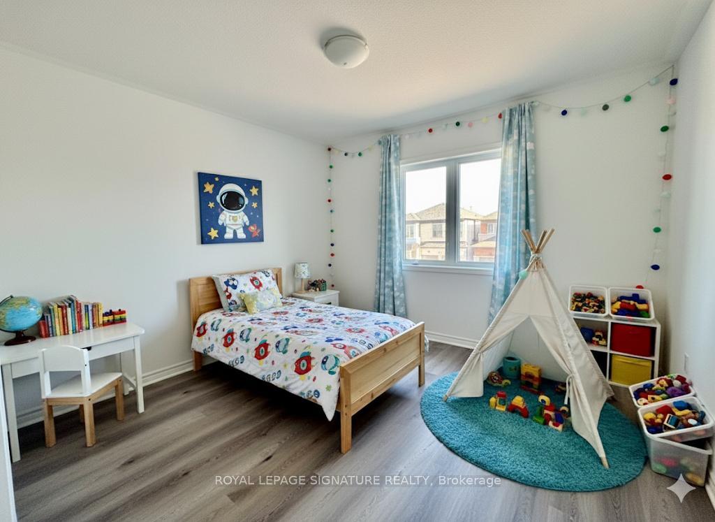 Photo 4 of 333 Millstone Street, Kitchener — HOMEH