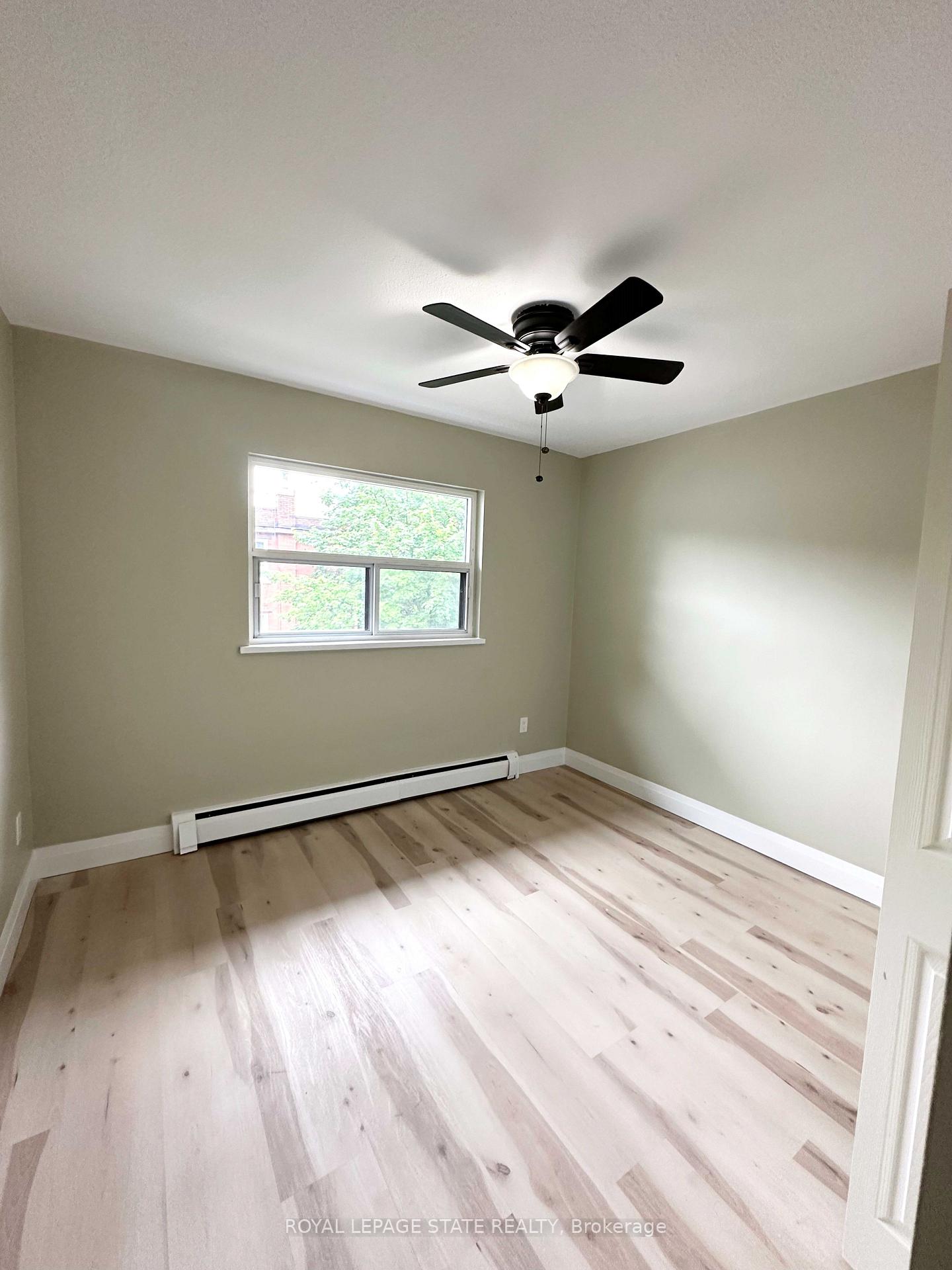 Photo 10 of Unit 303, 50 Hilda Avenue, Hamilton, Gibson — HOMEH