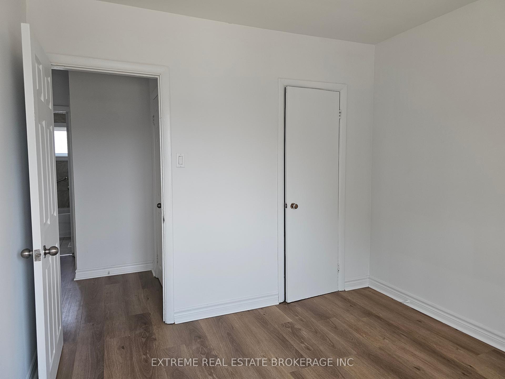 Photo 2 of 8418 Willoughby Drive, Niagara Falls, Chippawa — HOMEH