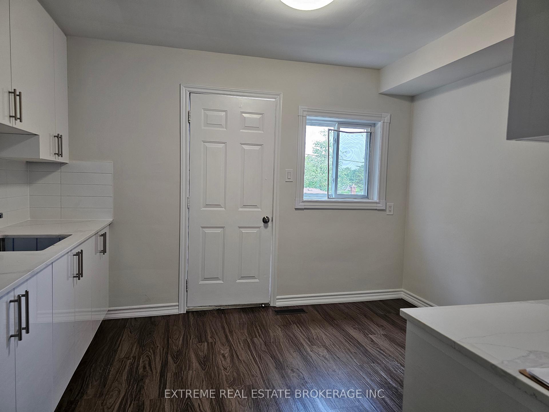 Photo 7 of 8406 Willoughby Drive, Niagara Falls, Chippawa — HOMEH