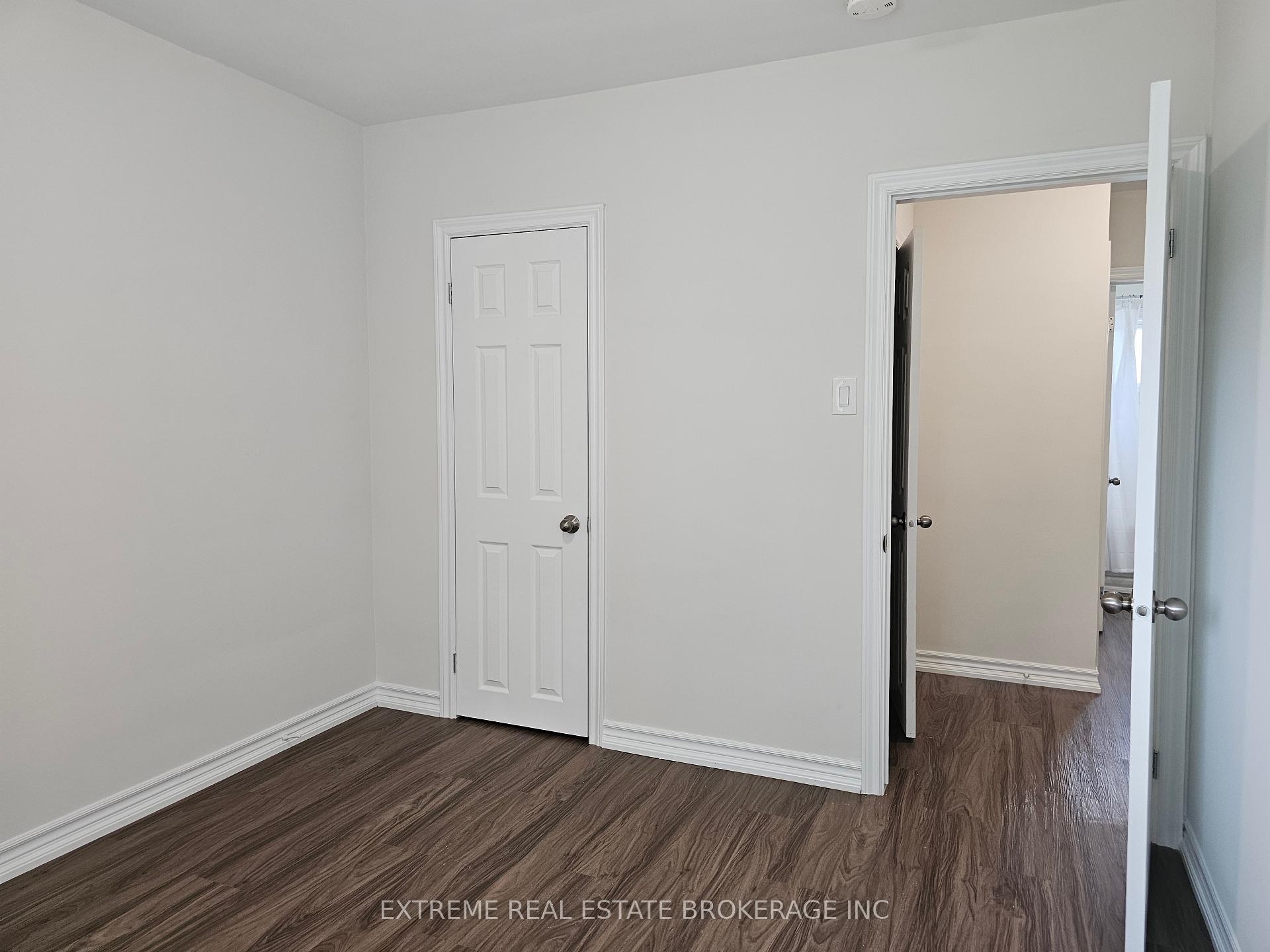 Photo 12 of 8406 Willoughby Drive, Niagara Falls, Chippawa — HOMEH