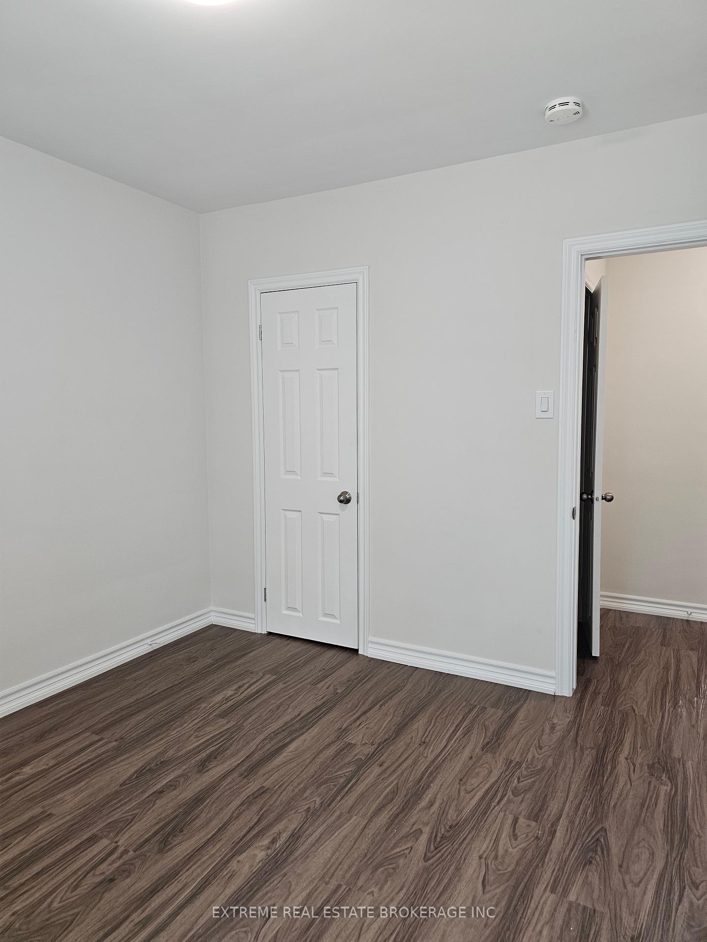 Photo 10 of 8406 Willoughby Drive, Niagara Falls, Chippawa — HOMEH