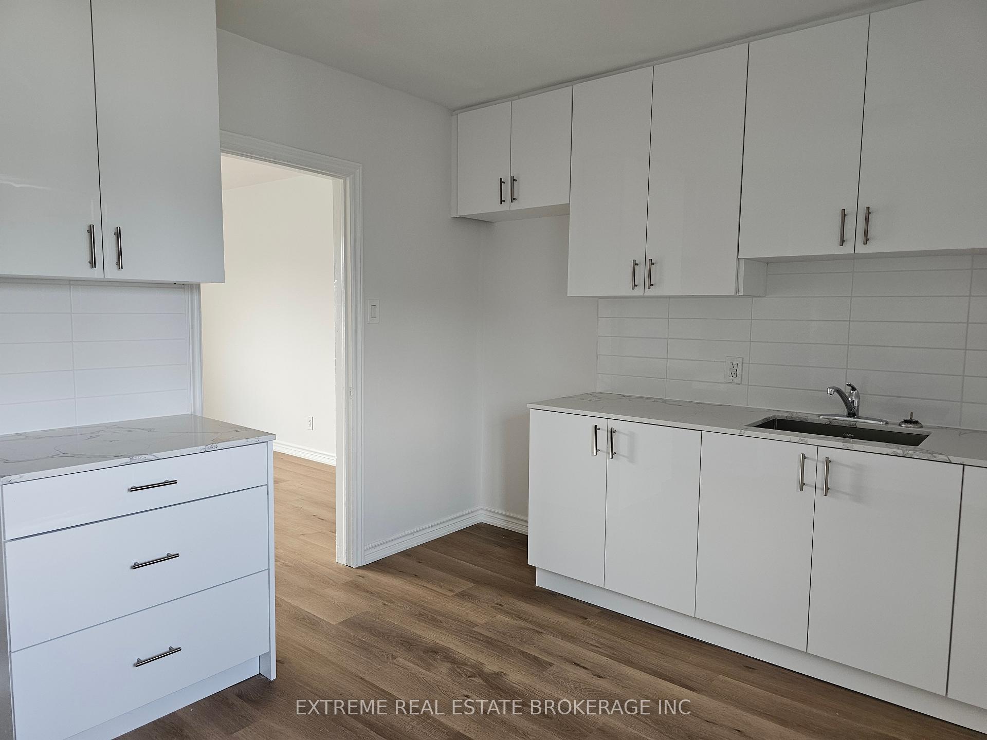 Photo 27 of 8392 Willoughby Drive, Niagara Falls, Chippawa — HOMEH
