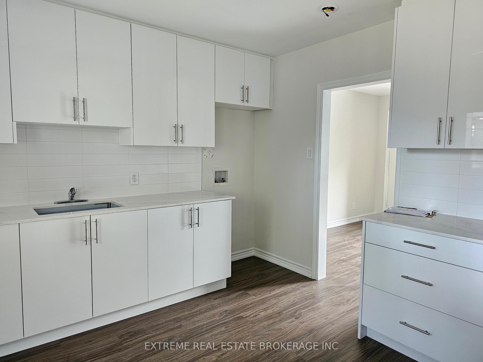 Photo 21 of 8392 Willoughby Drive, Niagara Falls, Chippawa — HOMEH