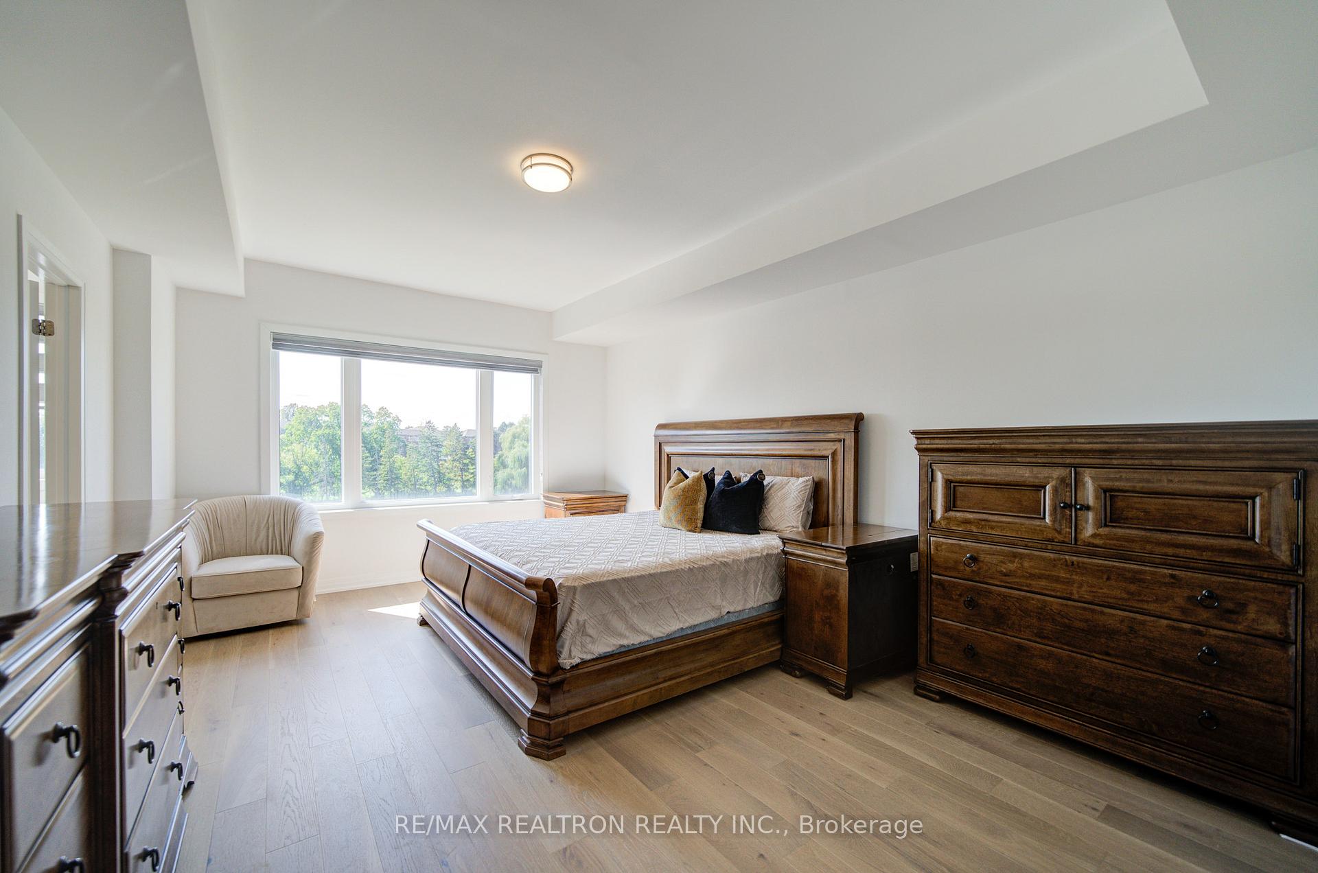 Photo 17 of 8 Yans Way, Markham, Buttonville — HOMEH