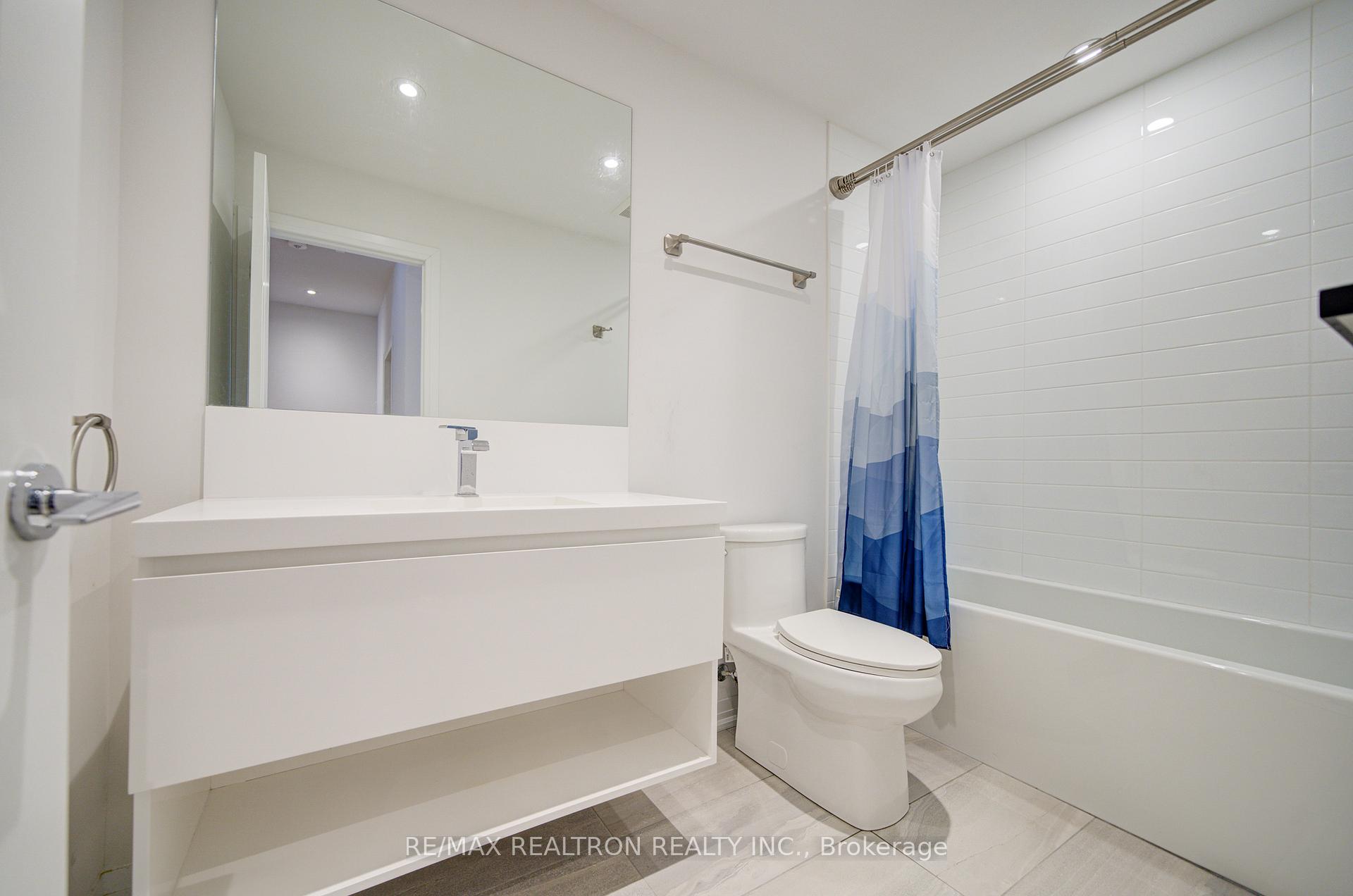 Photo 23 of 8 Yans Way, Markham, Buttonville — HOMEH