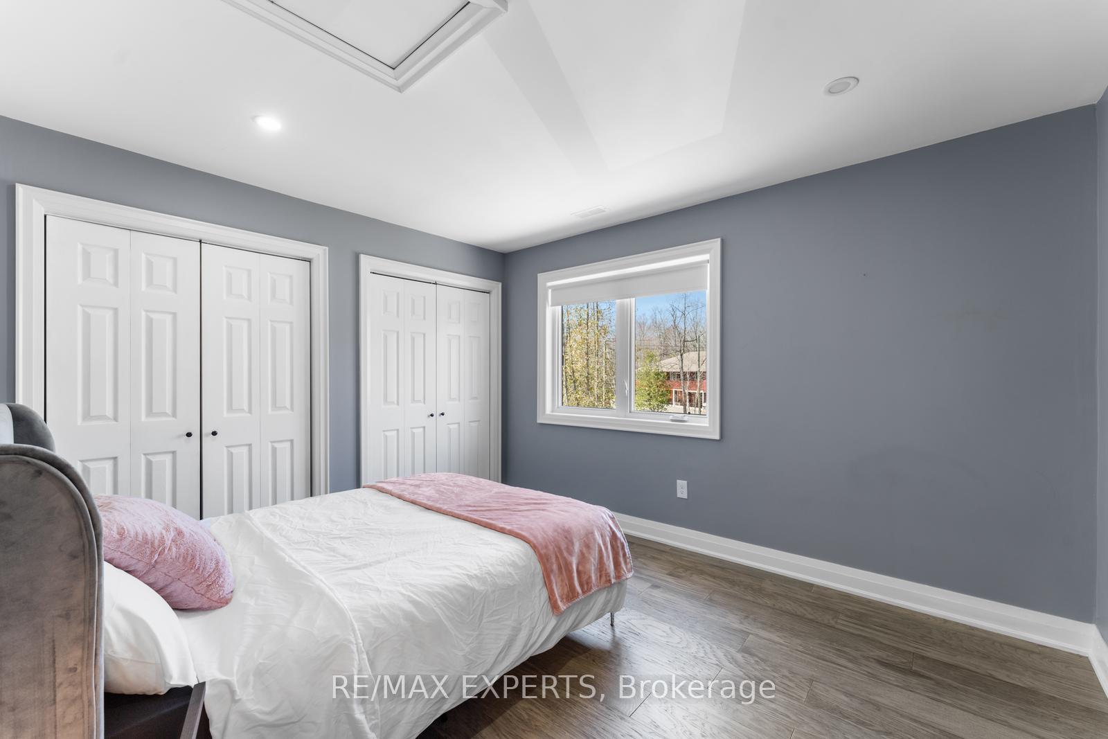 Photo 14 of 11 Joliet Crescent, Tiny, Rural Tiny — HOMEH