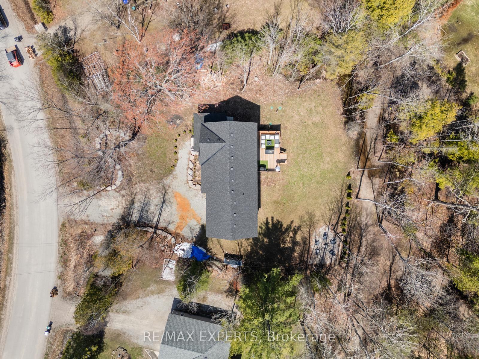 Photo 31 of 11 Joliet Crescent, Tiny, Rural Tiny — HOMEH