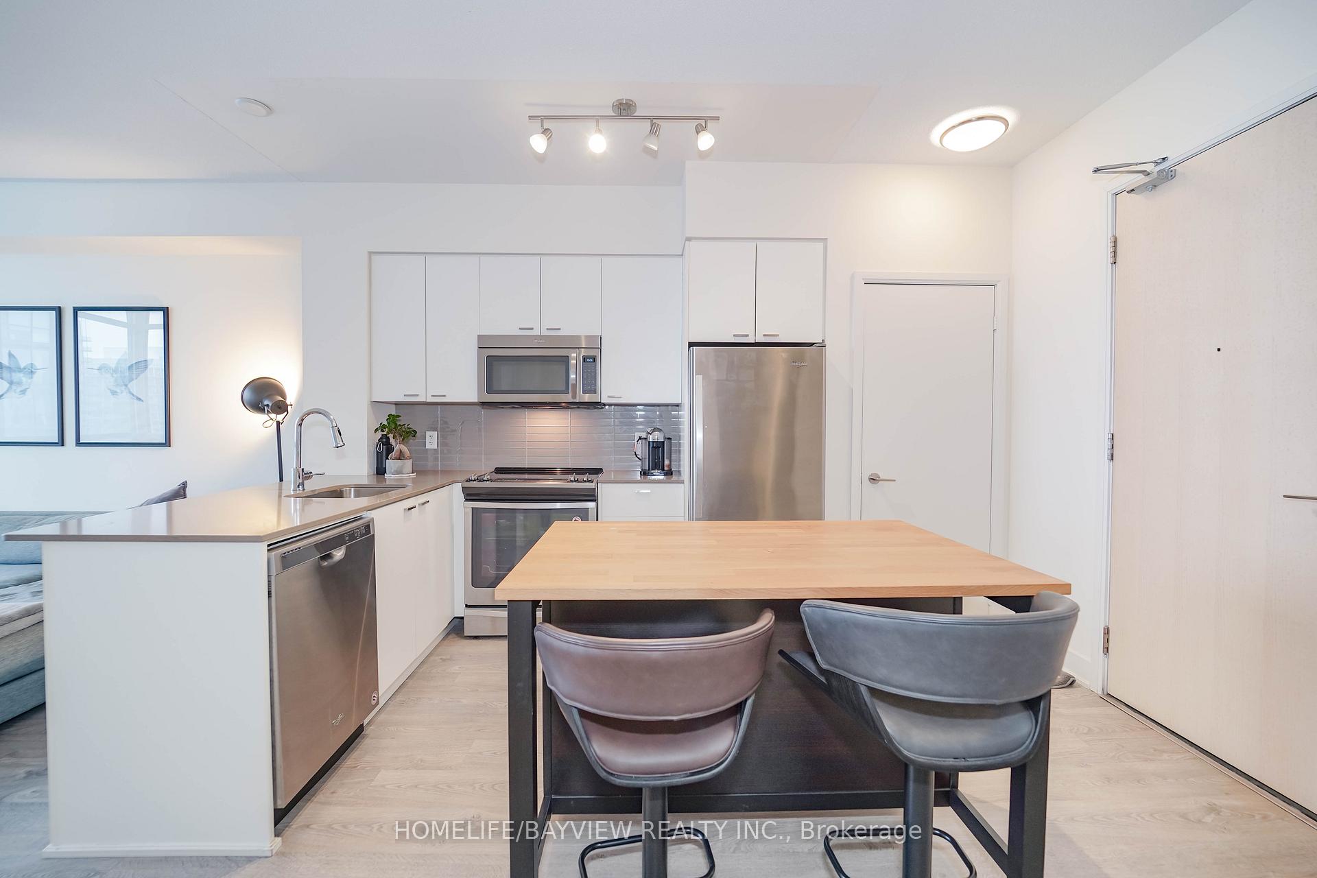 Photo 14 of Unit 2901, 30 Roehampton Avenue, Toronto, Mount Pleasant West — HOMEH