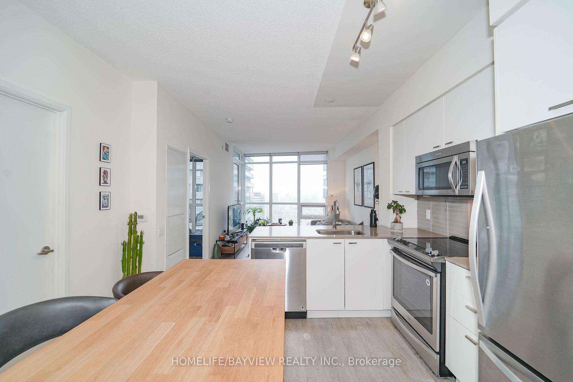 Photo 11 of Unit 2901, 30 Roehampton Avenue, Toronto, Mount Pleasant West — HOMEH