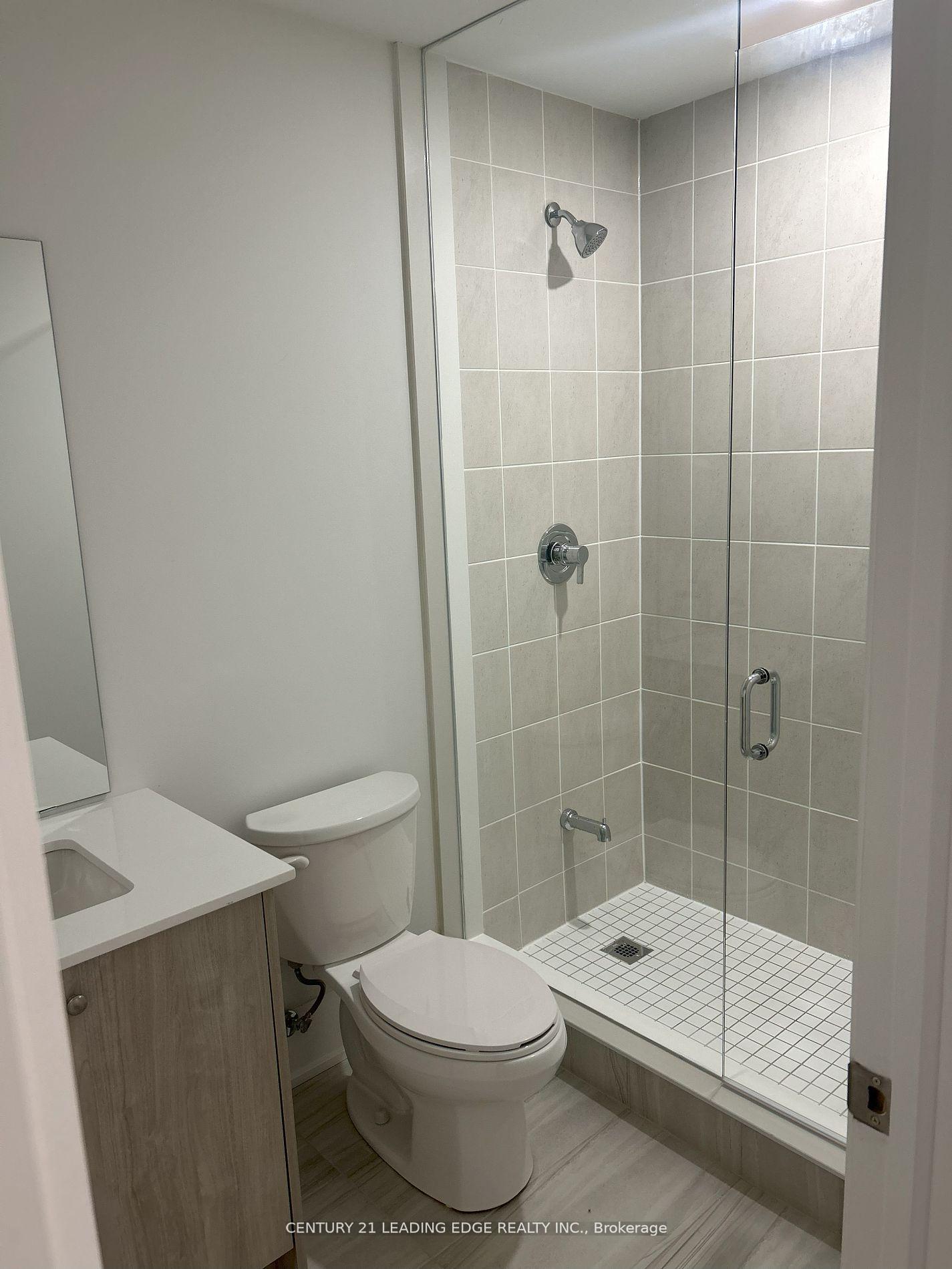 Photo 8 of 527 Kleinberg Summit Way, Vaughan, Kleinburg — HOMEH