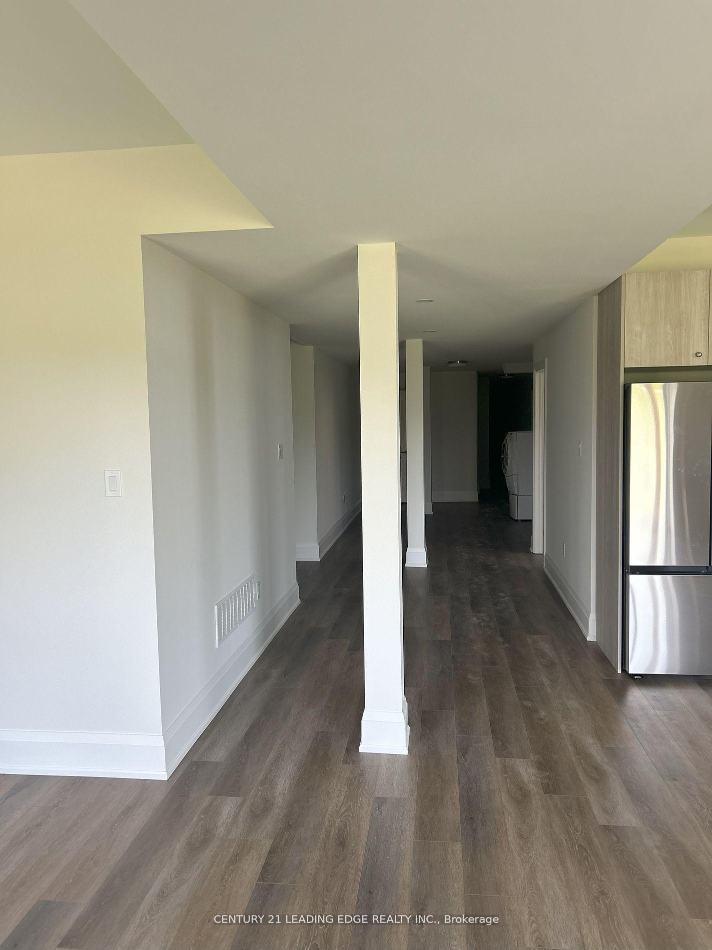 Photo 6 of 527 Kleinberg Summit Way, Vaughan, Kleinburg — HOMEH